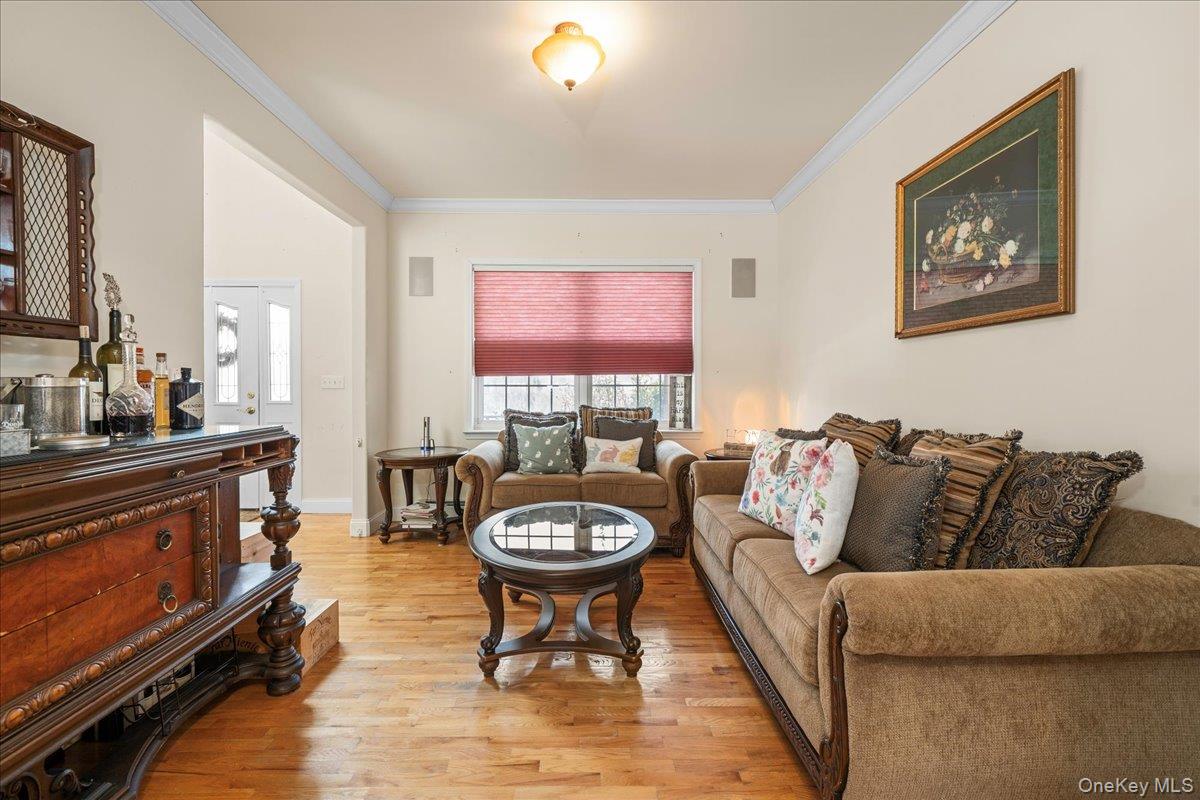 #9 photo, 18 Coach House Court, New Windsor , NY 12553