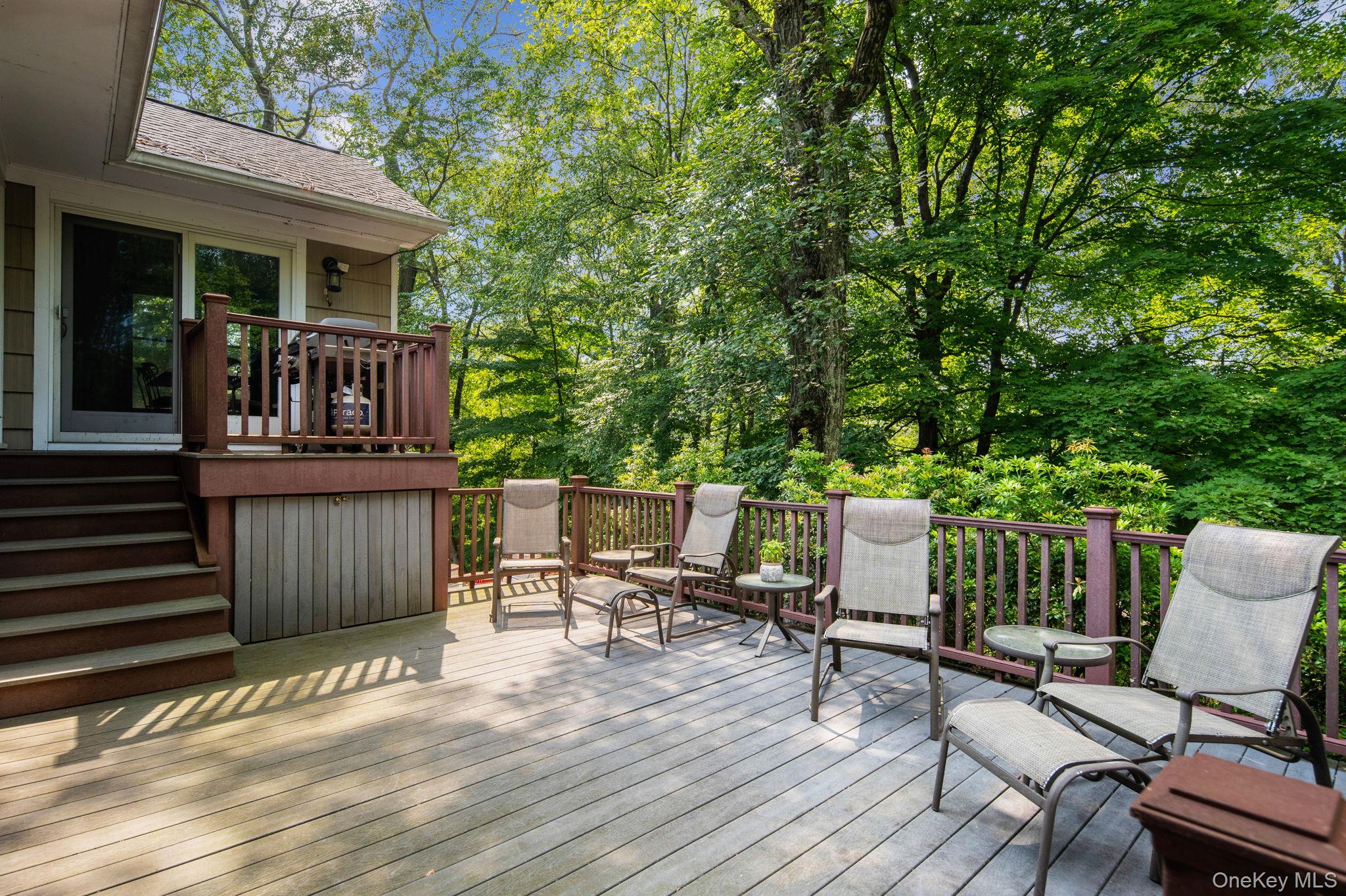 #10 photo, 39 Mayberry Road, Chappaqua , NY 10514