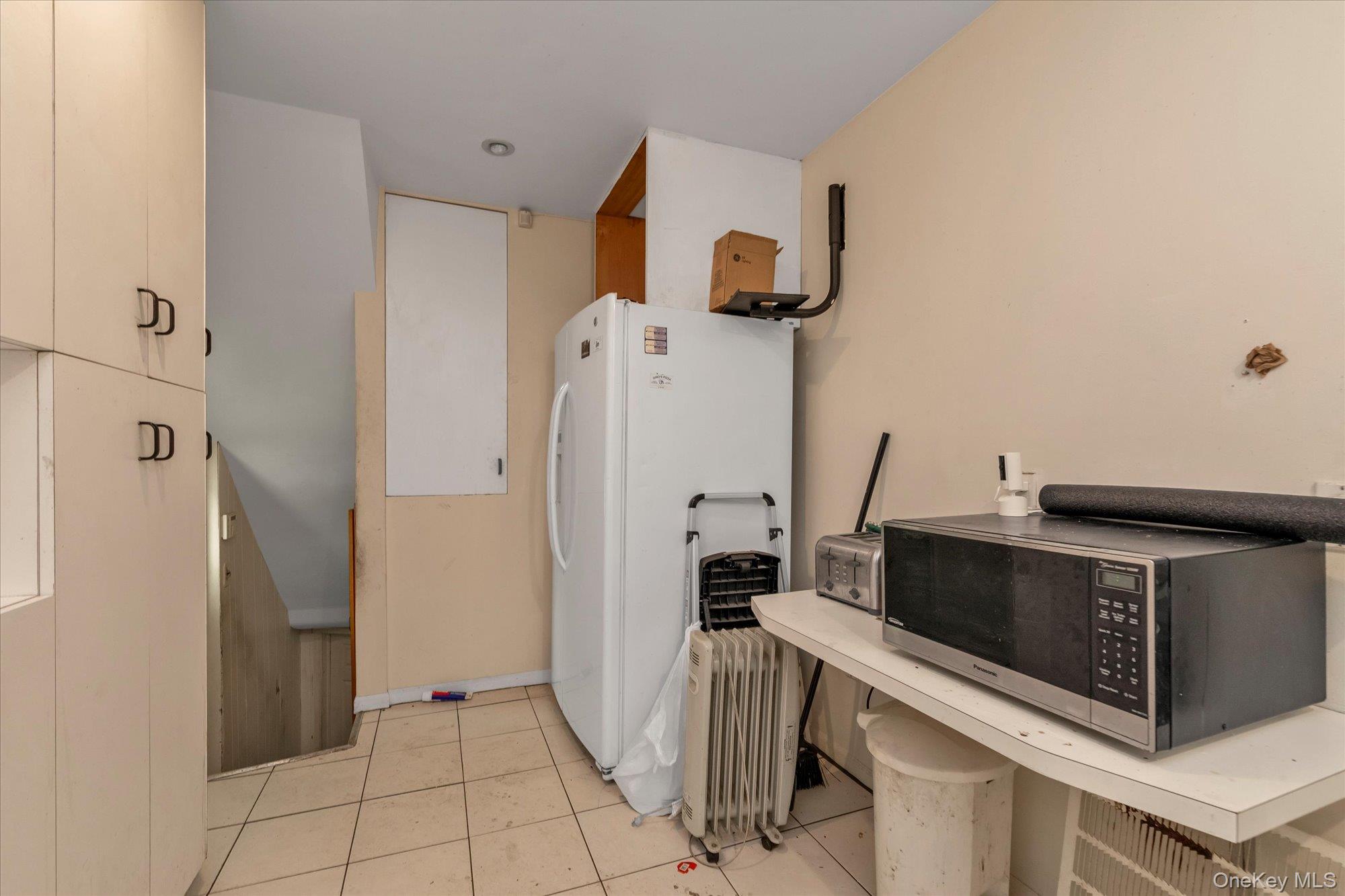 #6 photo, 65 Belmont Parkway, Hempstead , NY 11550