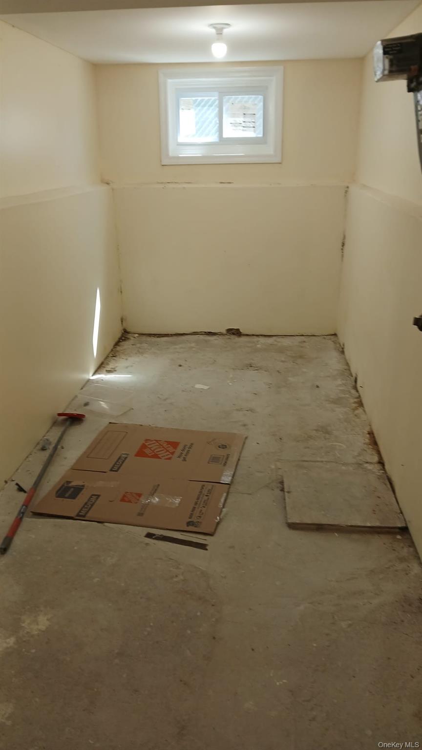 #14 photo, 11633 198th Street, কুইন্‌স Saint Albans , NY 11412