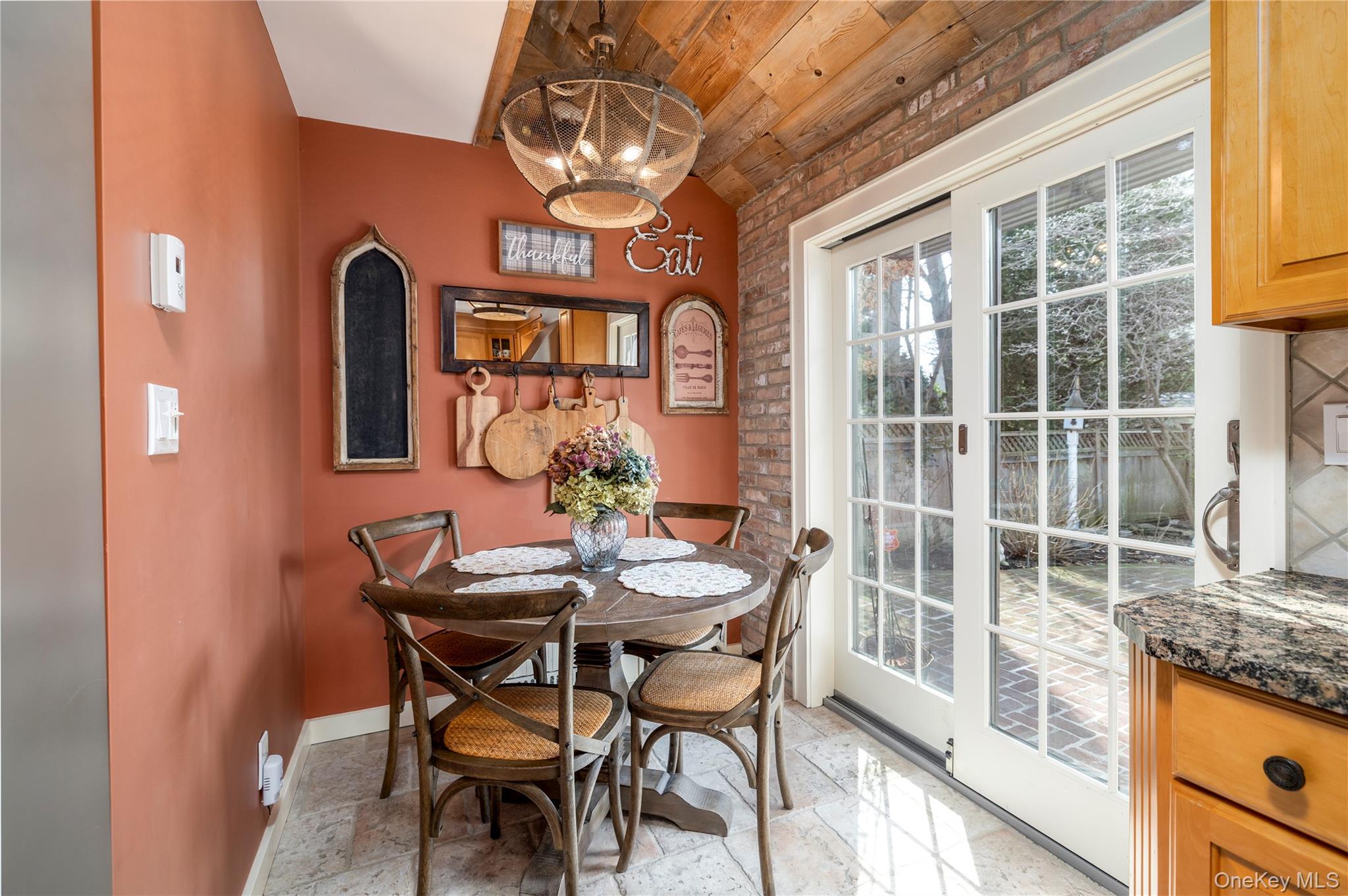 #10 photo, 43 Webster Street, מחוז נסאו Malverne , NY 11565