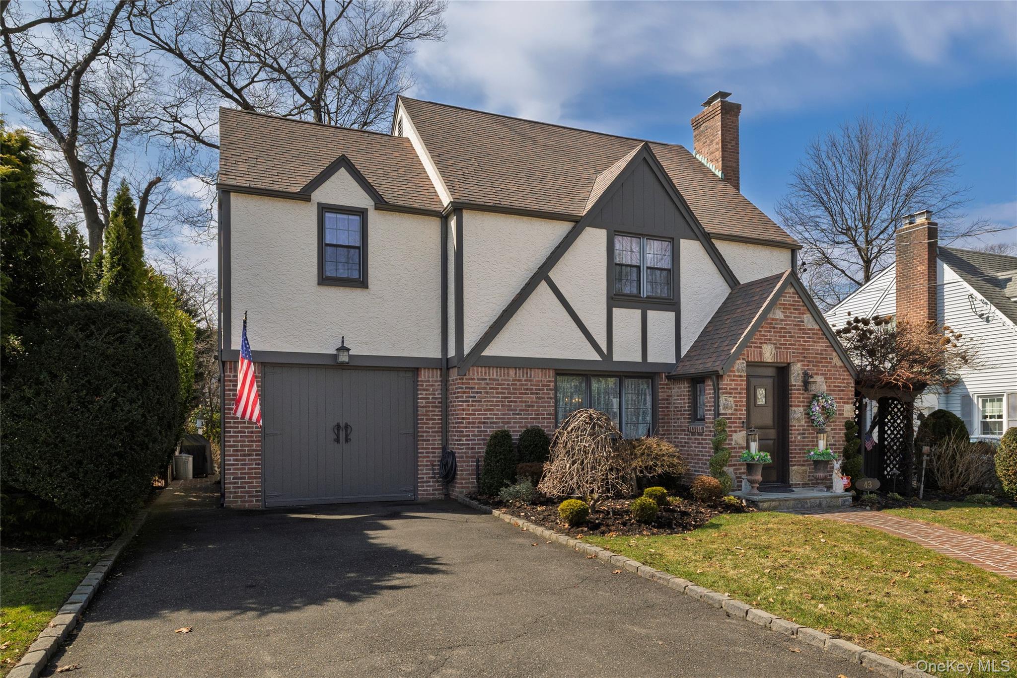 #2 photo, 43 Webster Street, מחוז נסאו Malverne , NY 11565