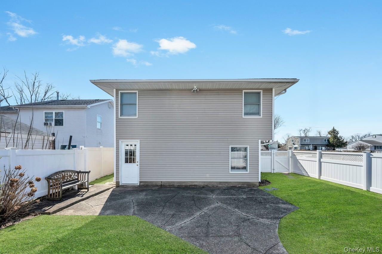 #6 photo, 178 5th Avenue, West Babylon , NY 11704