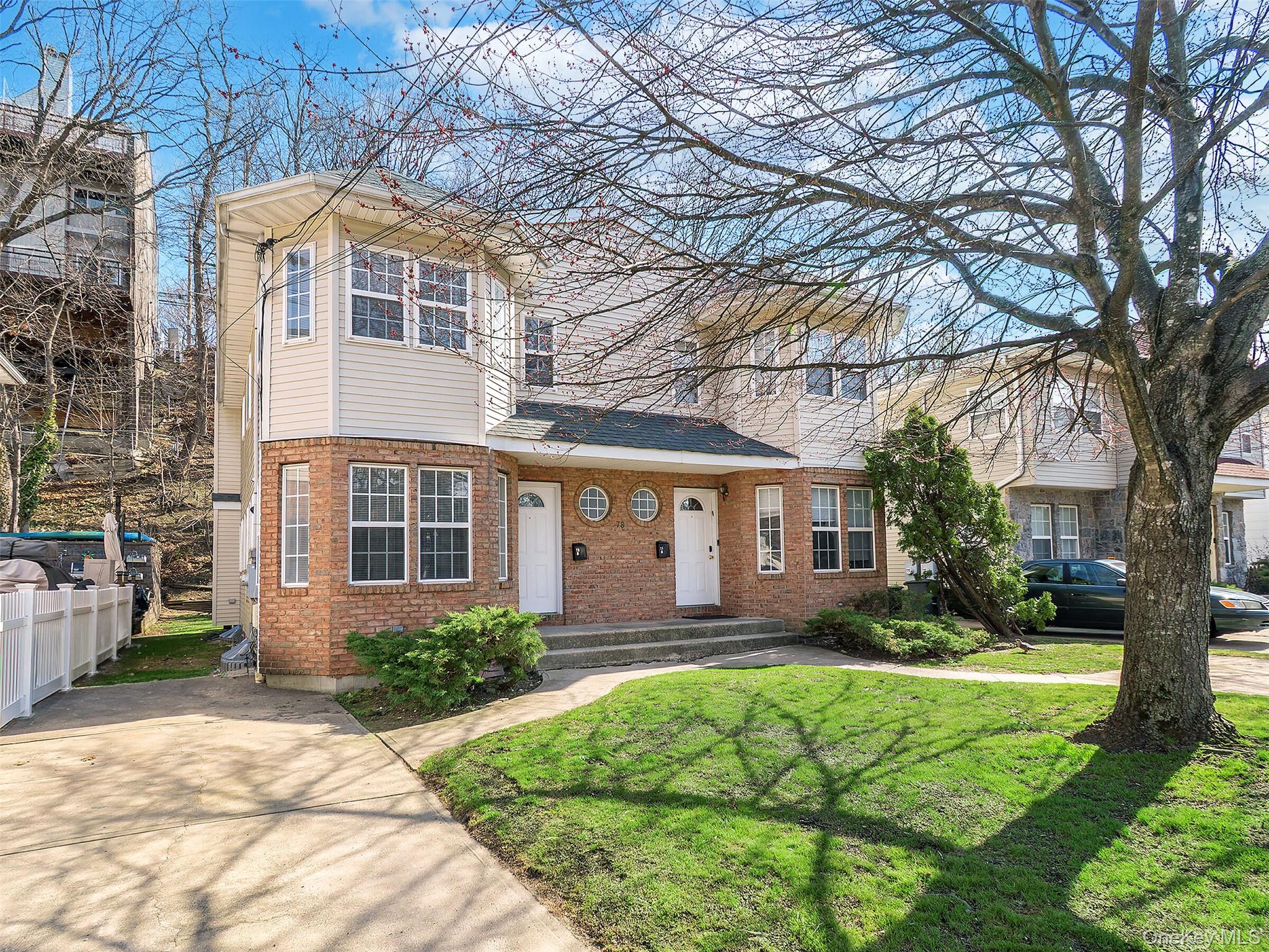 #1 photo, 78B Ashwood Road, নাসাউ কাউন্টি Port Washington , NY 11050