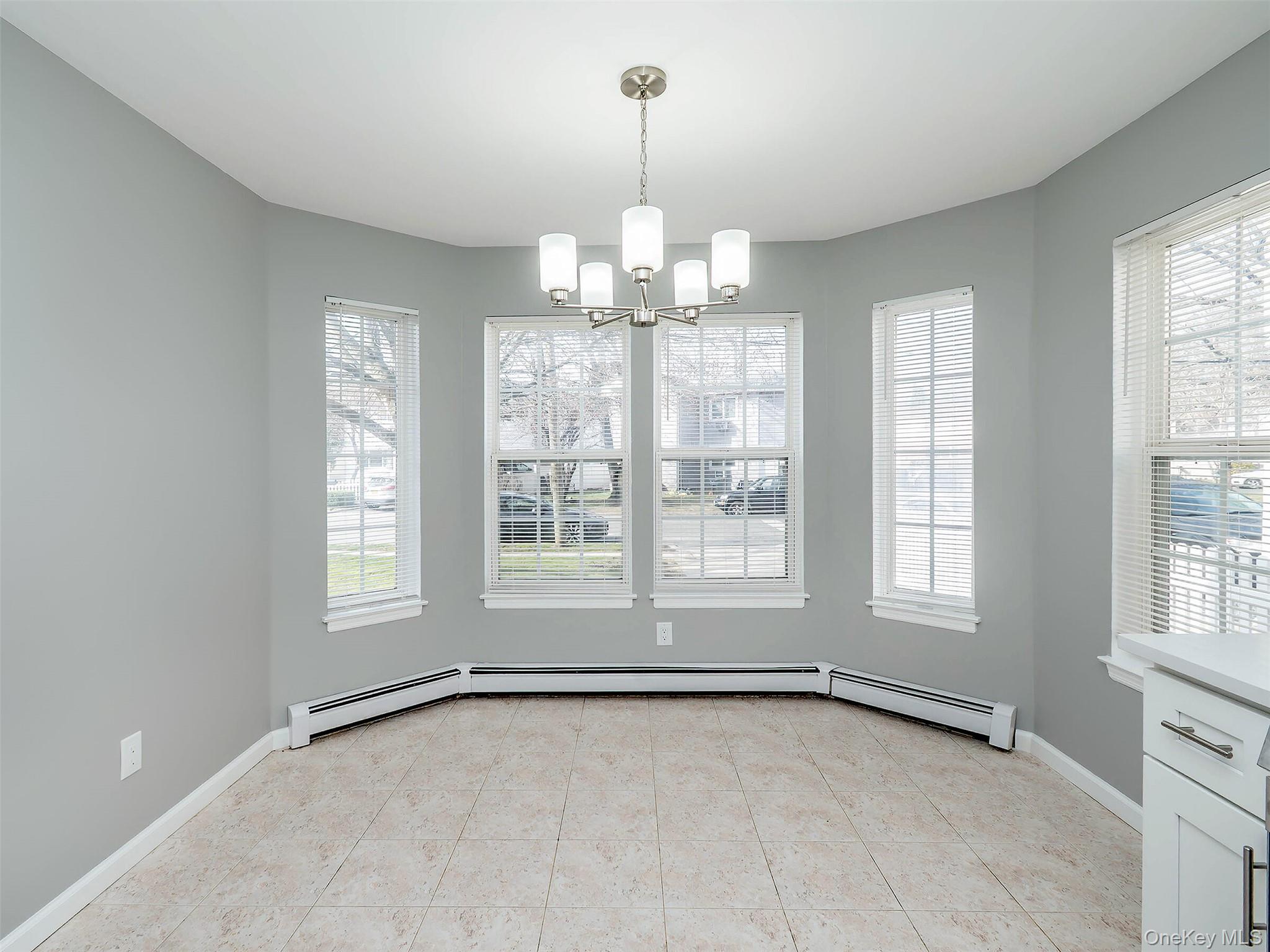 #13 photo, 78B Ashwood Road, নাসাউ কাউন্টি Port Washington , NY 11050