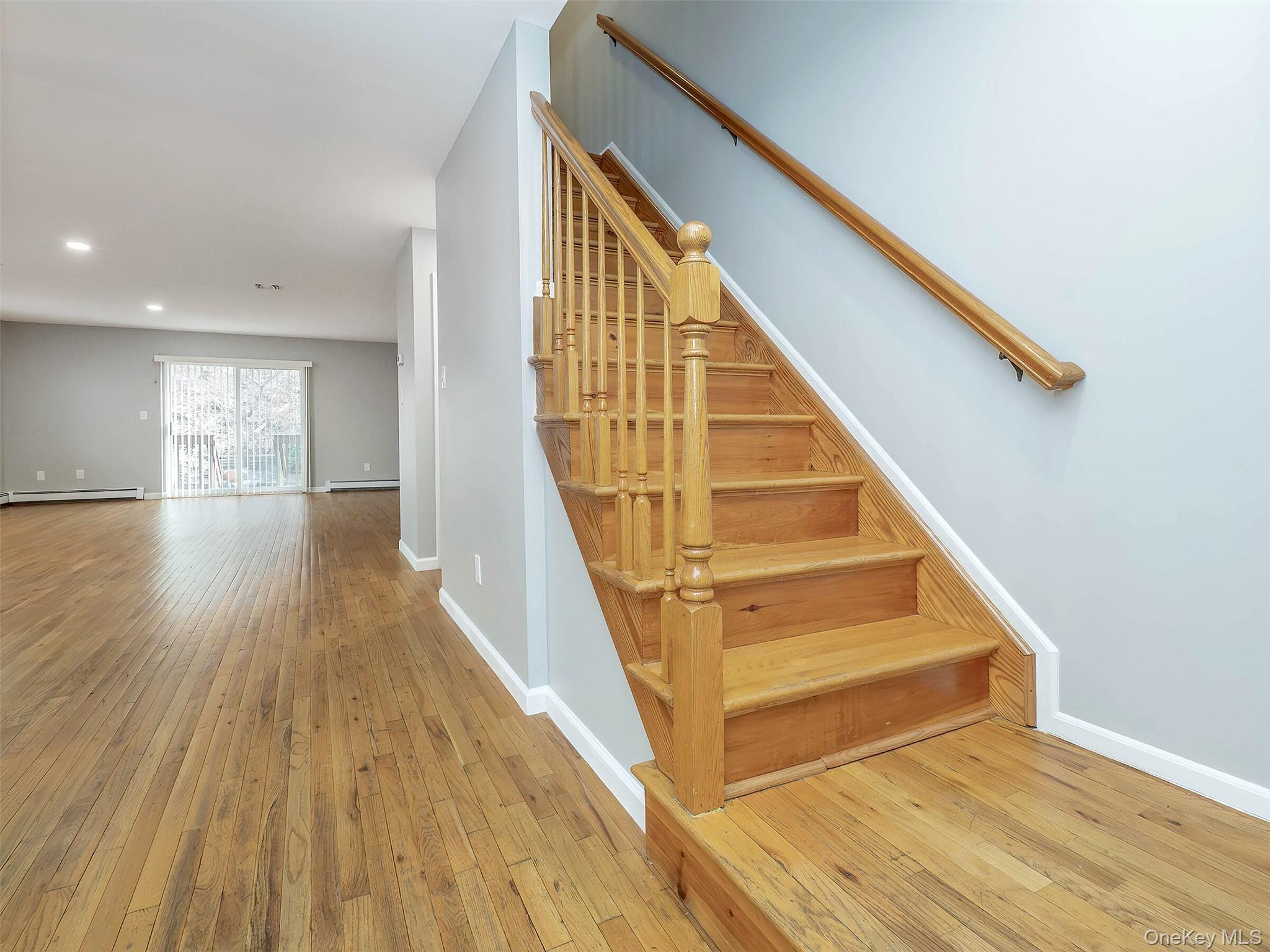 #16 photo, 78B Ashwood Road, নাসাউ কাউন্টি Port Washington , NY 11050