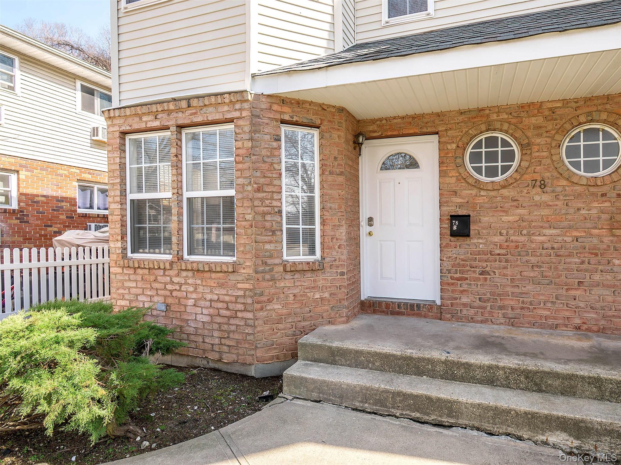 #3 photo, 78B Ashwood Road, নাসাউ কাউন্টি Port Washington , NY 11050