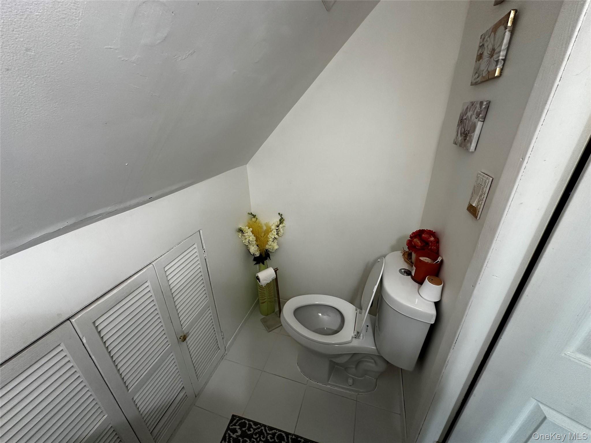 #19 photo, 24116 148th Road, Rosedale , NY 11422