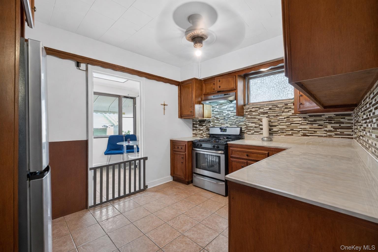 #12 photo, 8931 85th Street, কুইন্‌স Woodhaven , NY 11421