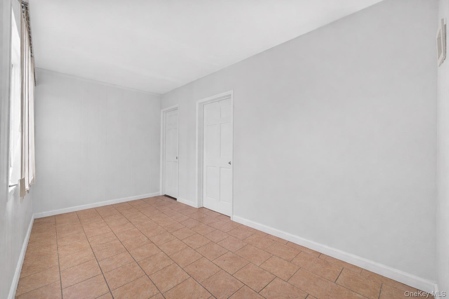 #3 photo, 8931 85th Street, কুইন্‌স Woodhaven , NY 11421