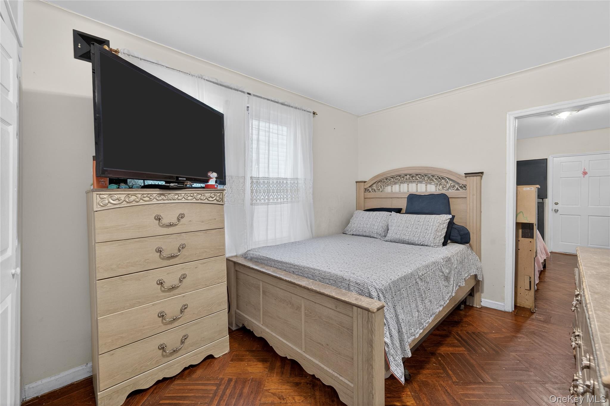 #8 photo, 8931 85th Street, কুইন্‌স Woodhaven , NY 11421