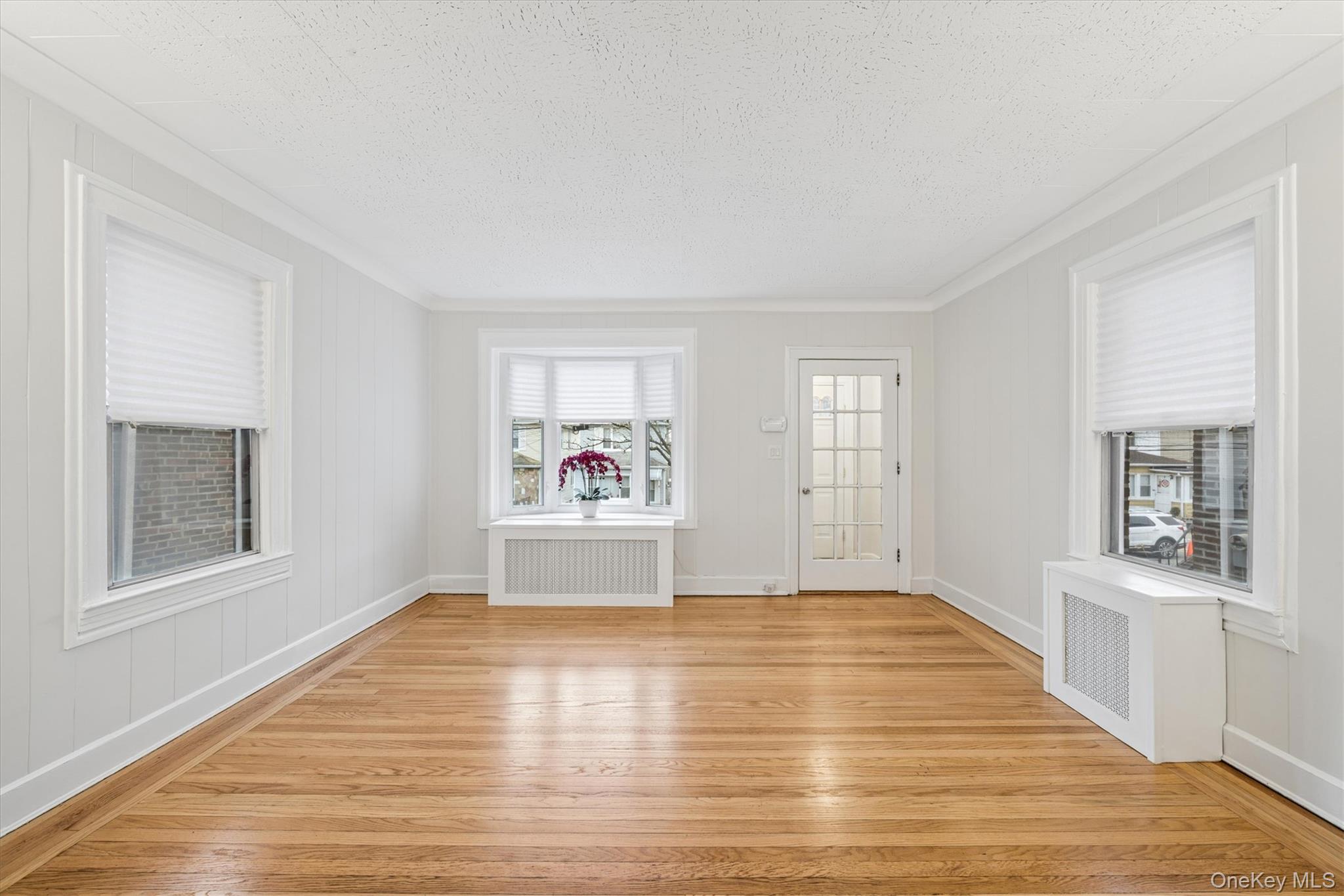 #3 photo, 119-41 27th Avenue, 法拉盛 Flushing , NY 11354