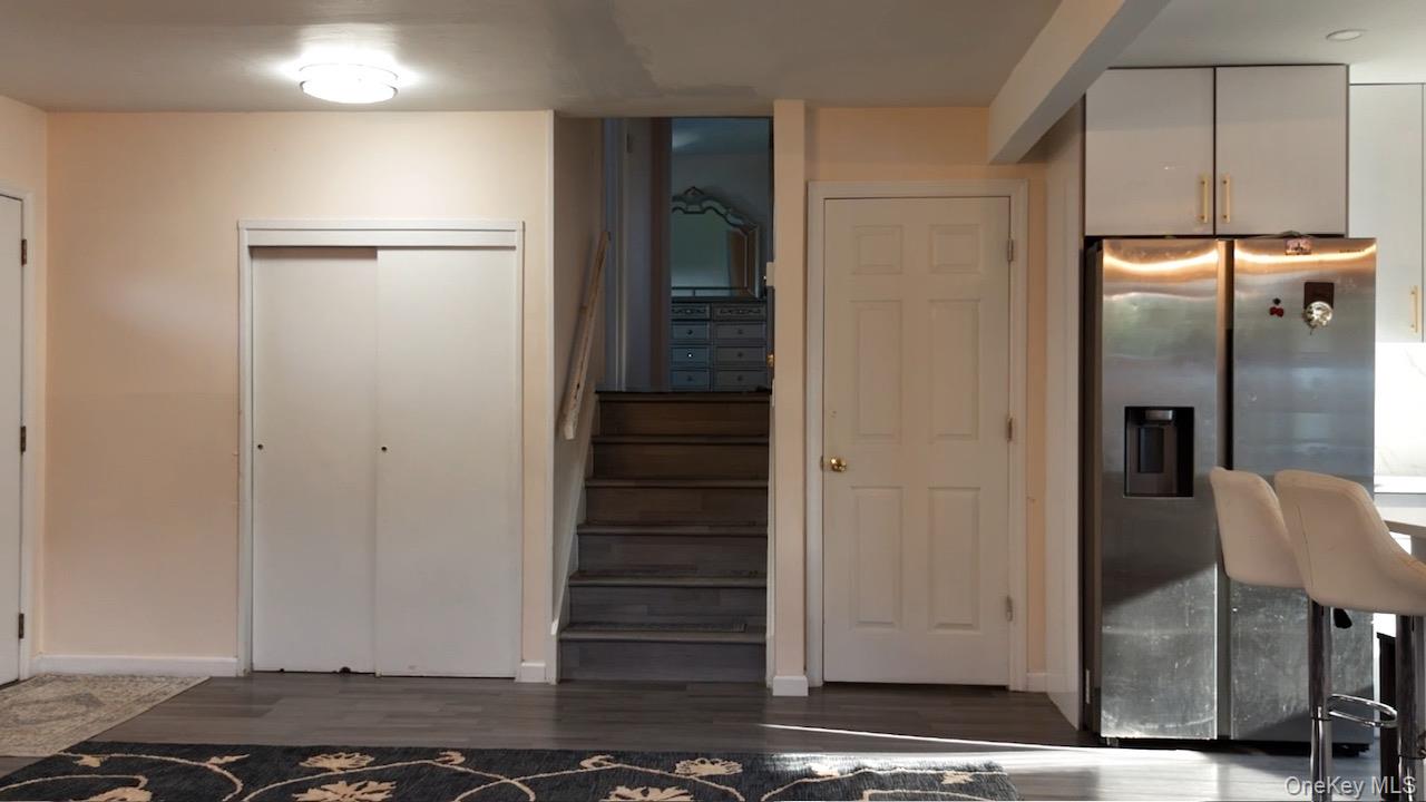 #13 photo, 58 Narcissus Avenue, নাসাউ কাউন্টি Hicksville , NY 11801