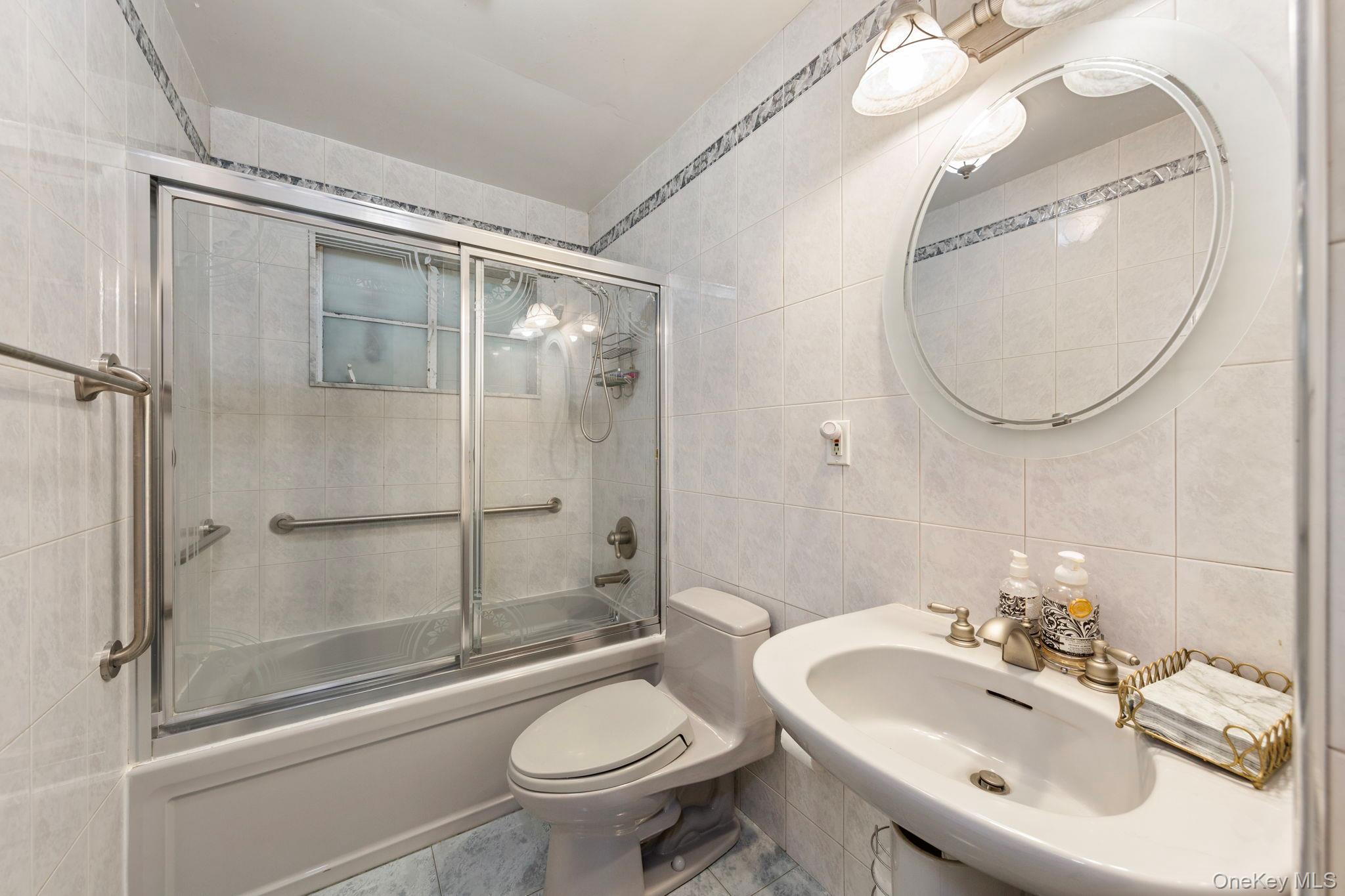 #12 photo, 59 Pembrook Drive, Mineola , NY 11501