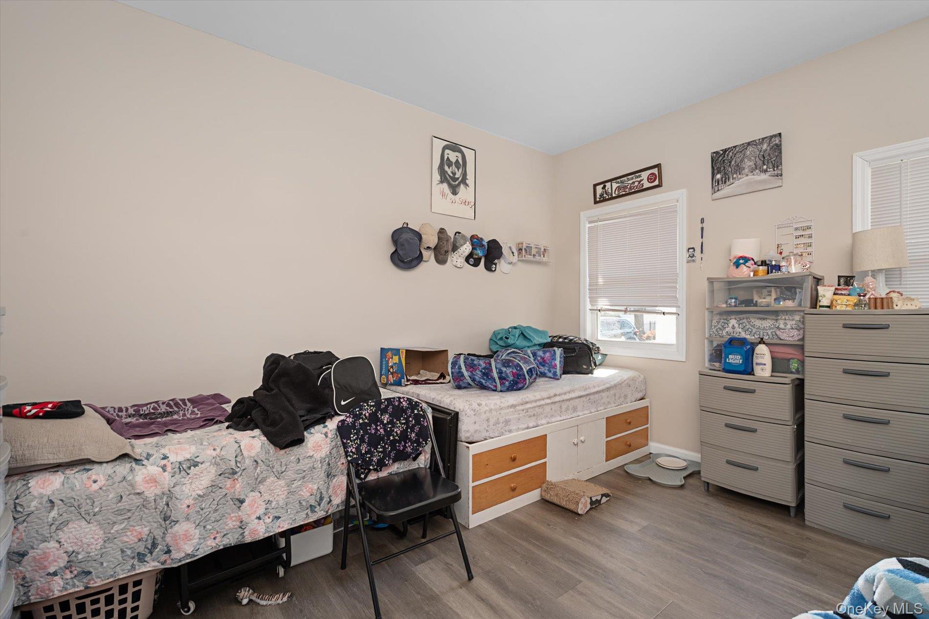 #14 photo, 8 E 14th Street, সাফোক কাউন্টি Huntington Station , NY 11746