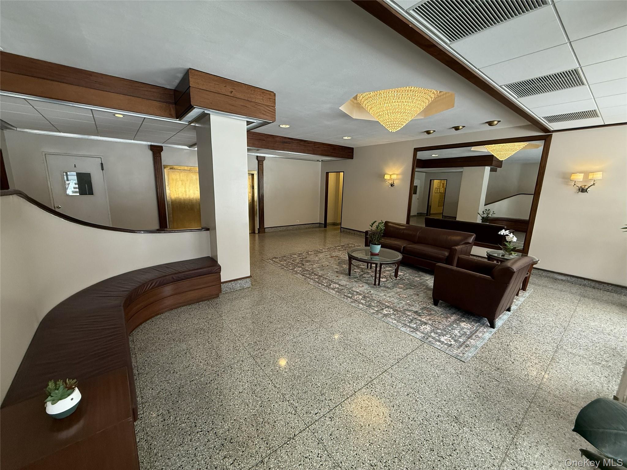 #10 photo, 72-35 112th Street, কুইন্‌স Forest Hills , NY 11375