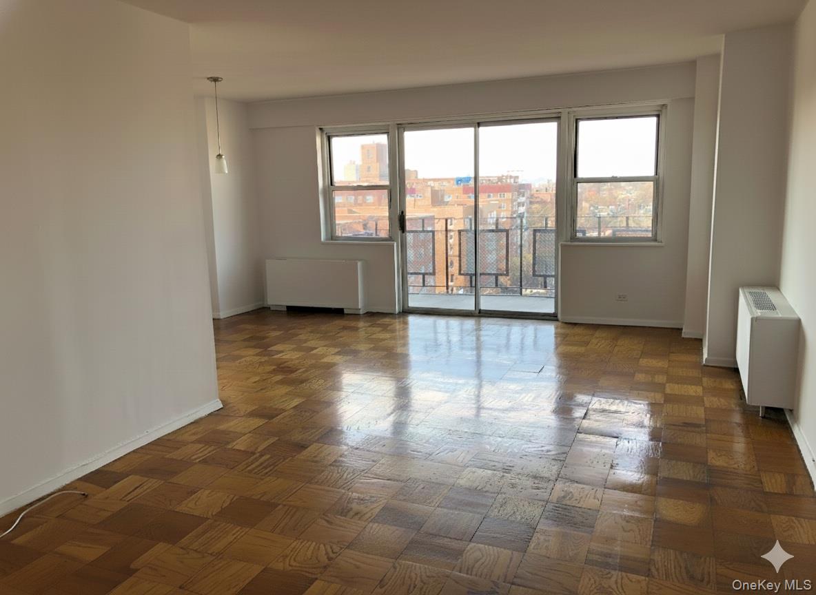 #2 photo, 72-35 112th Street, কুইন্‌স Forest Hills , NY 11375