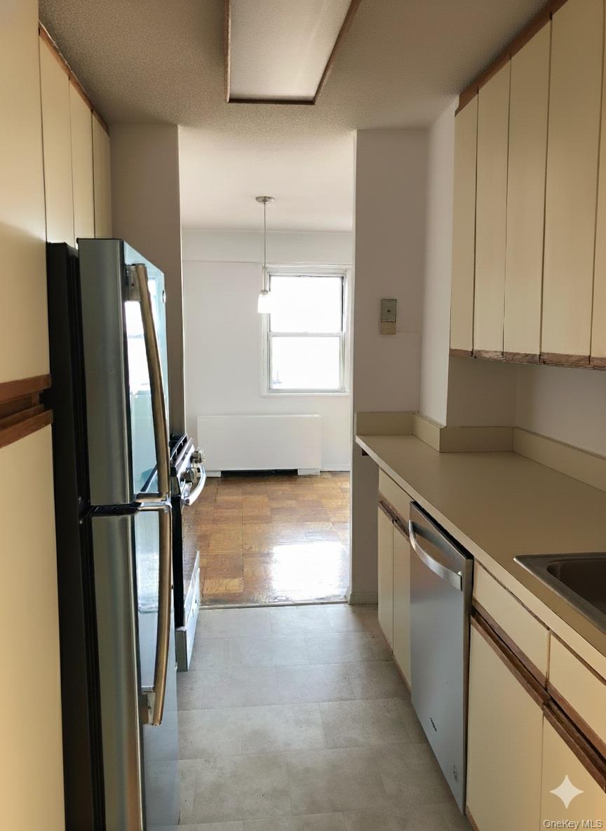 #5 photo, 72-35 112th Street, কুইন্‌স Forest Hills , NY 11375