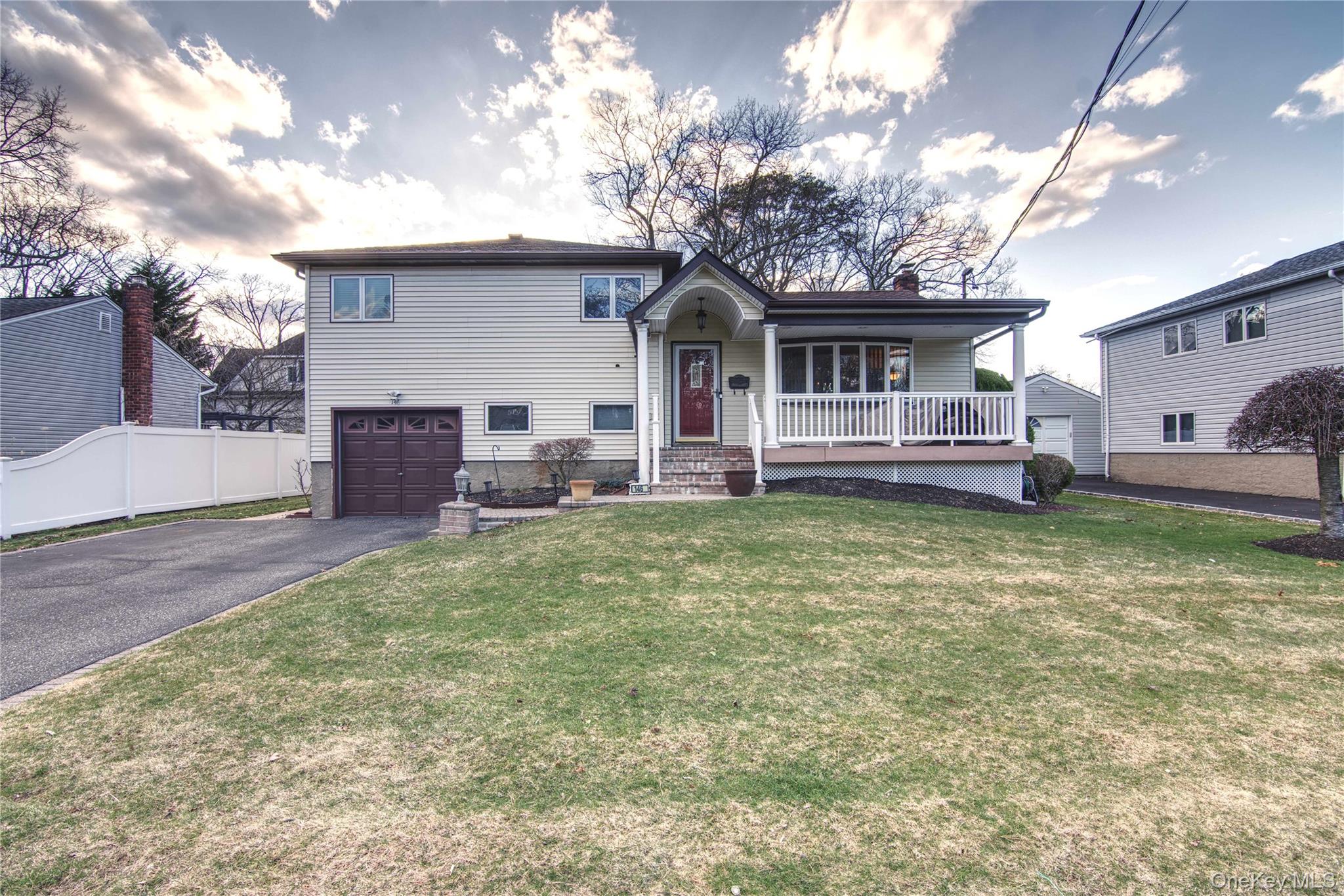 #1 photo, 146 East Drive, Massapequa , NY 11758