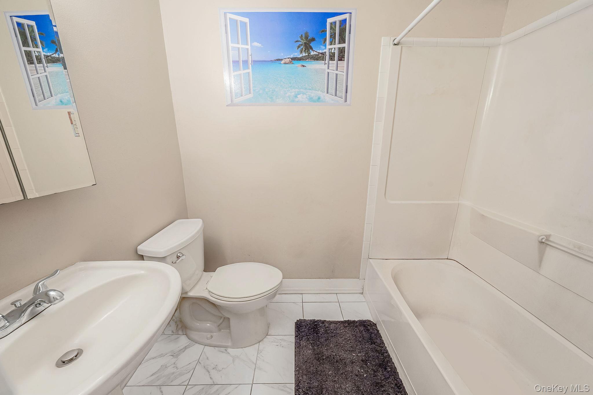 #12 photo, 222 Pointe Circle N, সাফোক কাউন্টি Coram , NY 11727