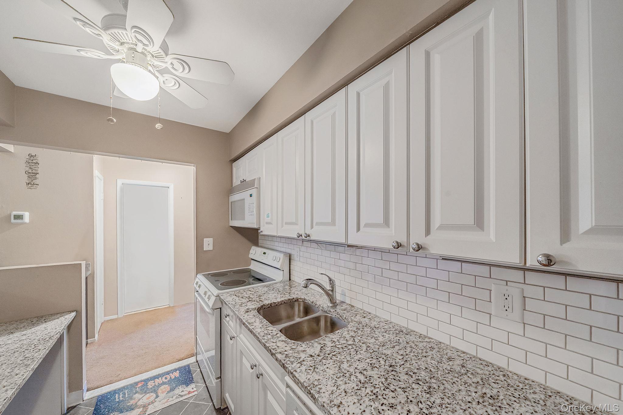 #8 photo, 222 Pointe Circle N, সাফোক কাউন্টি Coram , NY 11727