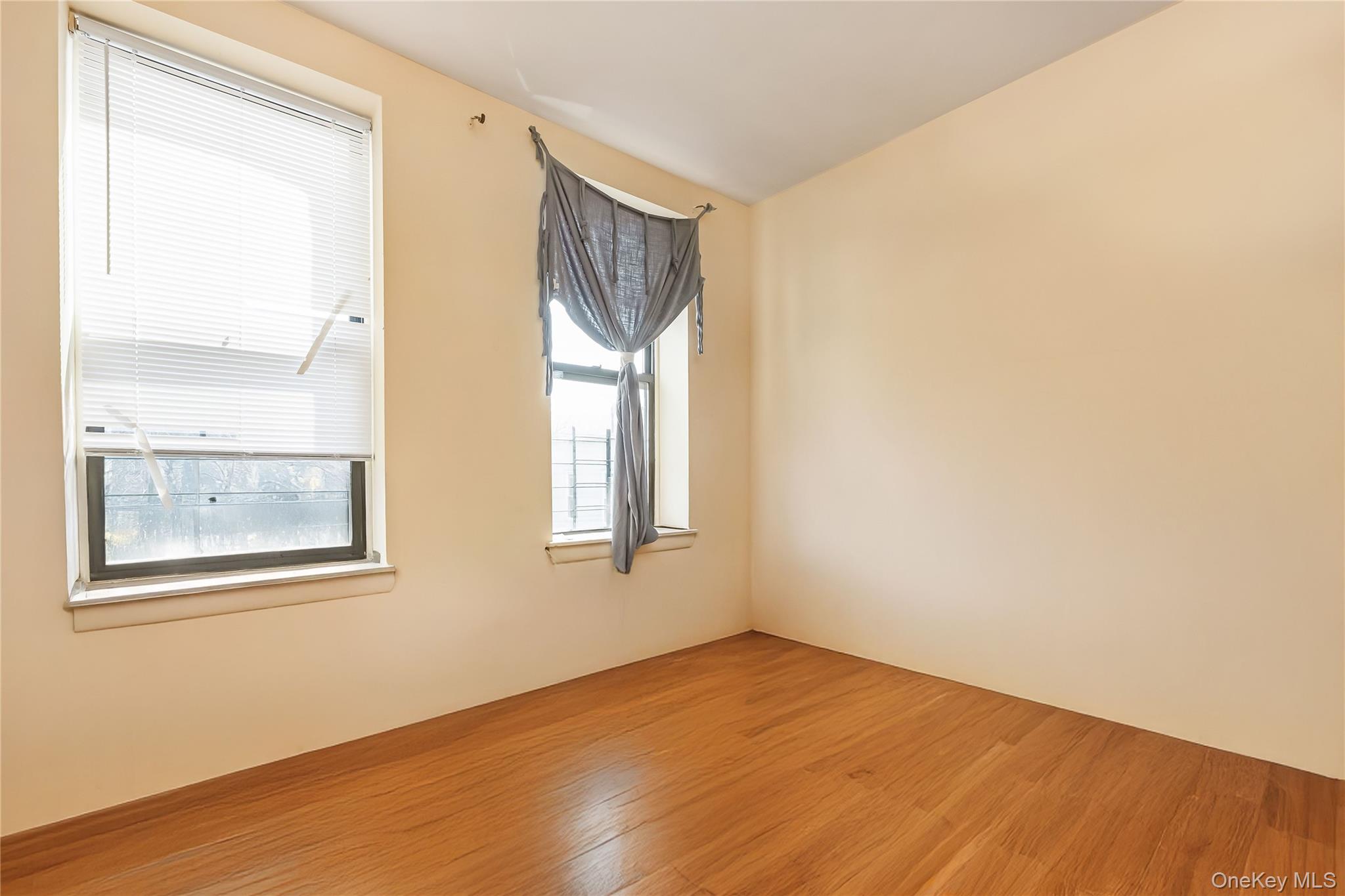 #18 photo, 928 Belmont Avenue, ブルックリン区 Brooklyn , NY 11208