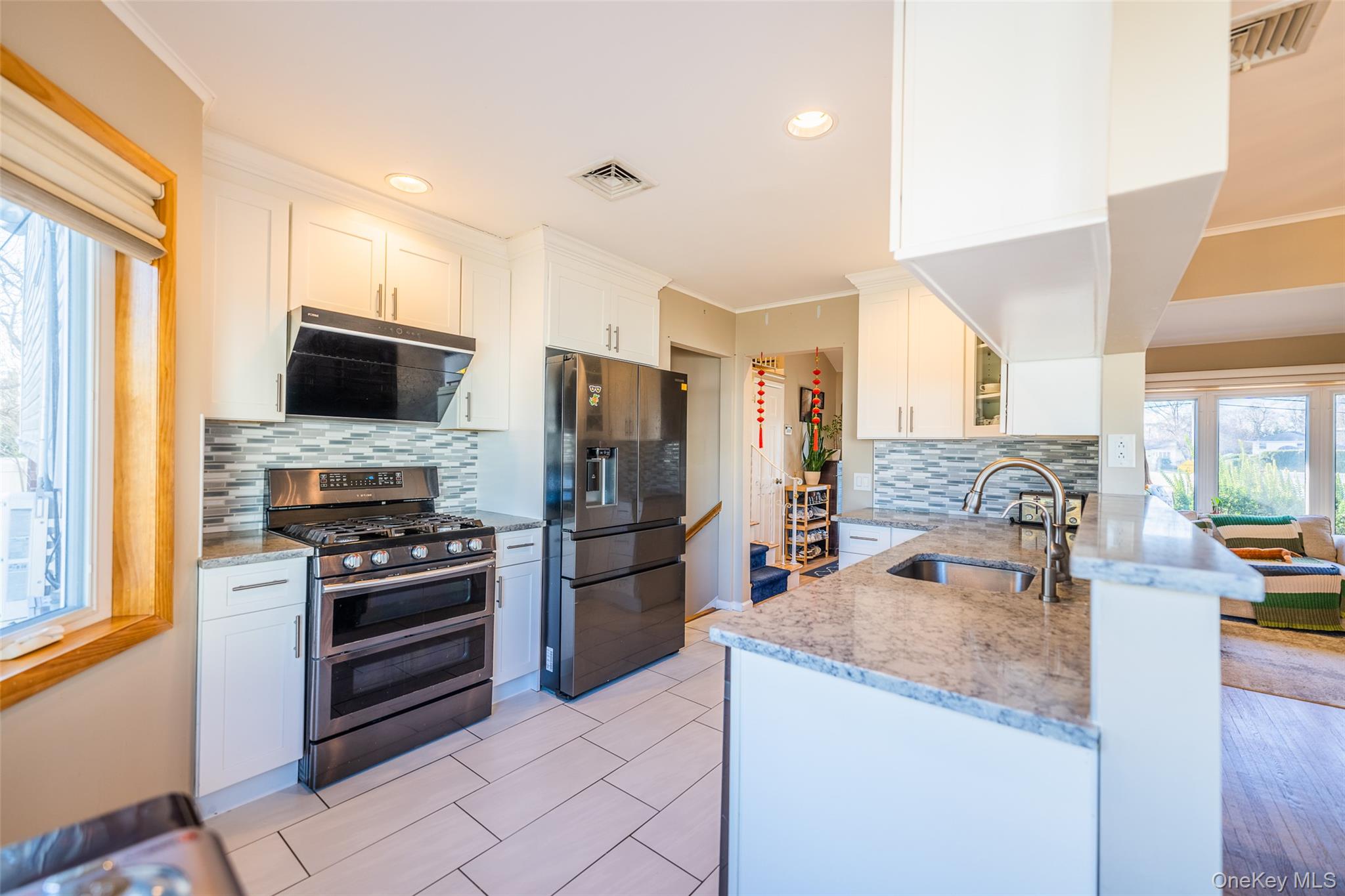 #13 photo, 22 Forest Drive, Plainview , NY 11803