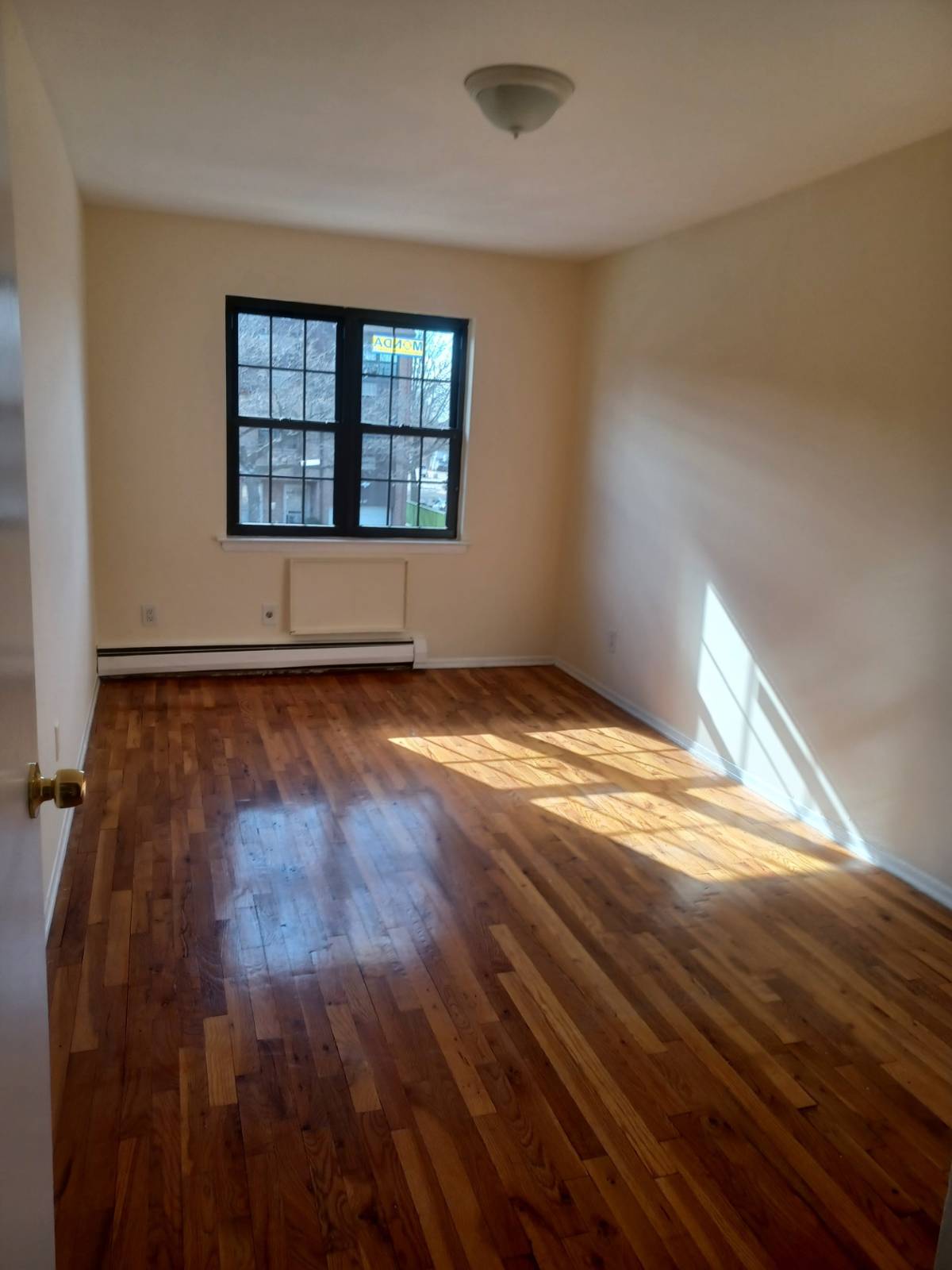 #13 photo, 156-00 78 Street, #1, কুইন্‌স Howard Beach , NY 11414