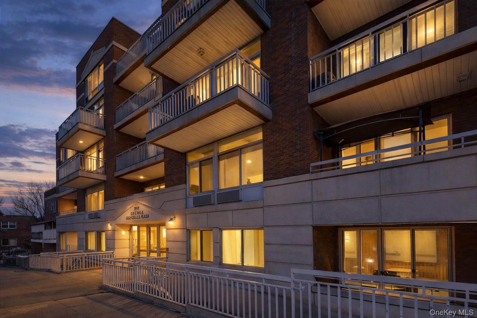 #1 photo, 3717 111th Street, কুইন্‌স Corona , NY 11368