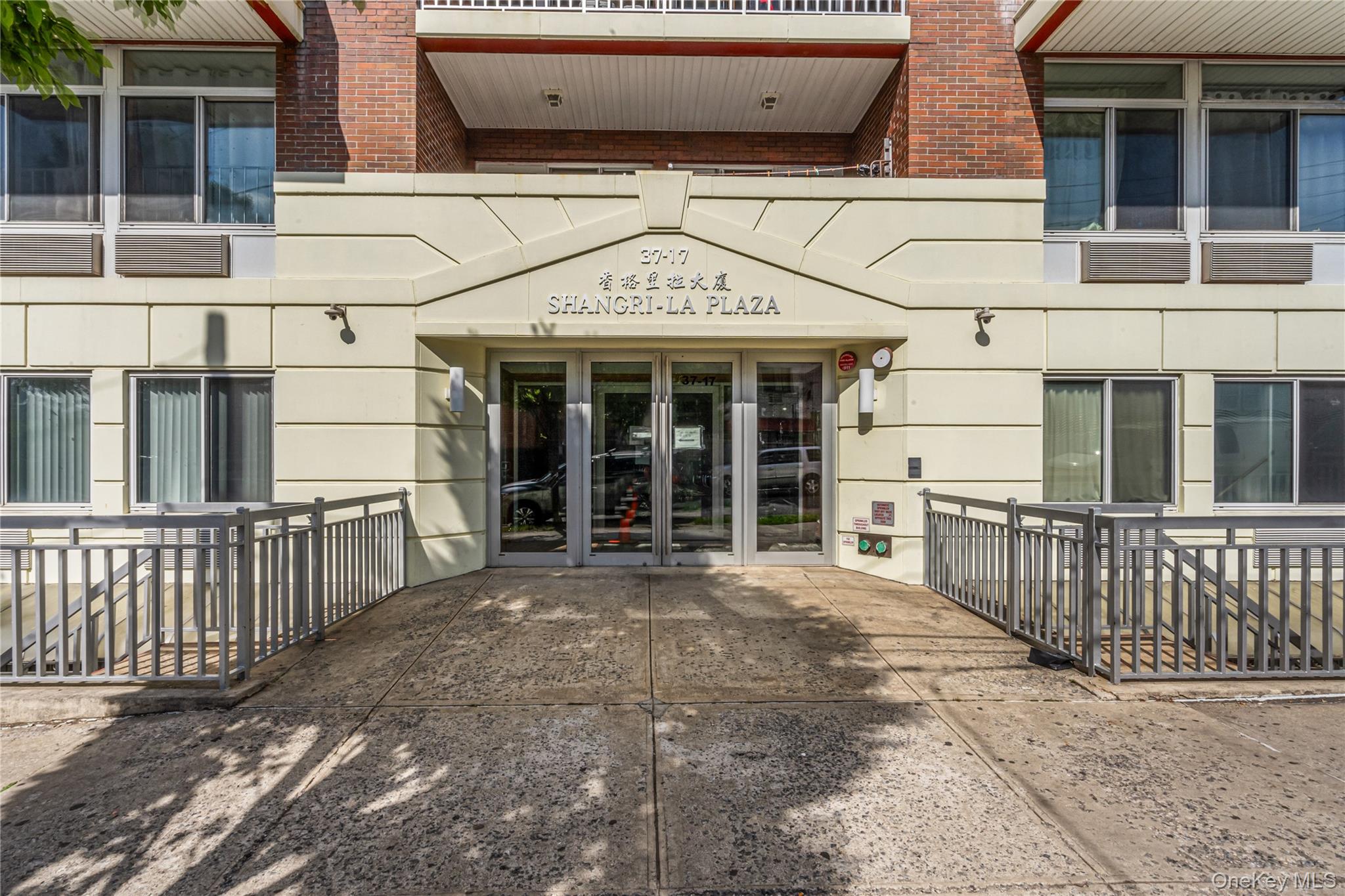 #19 photo, 3717 111th Street, কুইন্‌স Corona , NY 11368