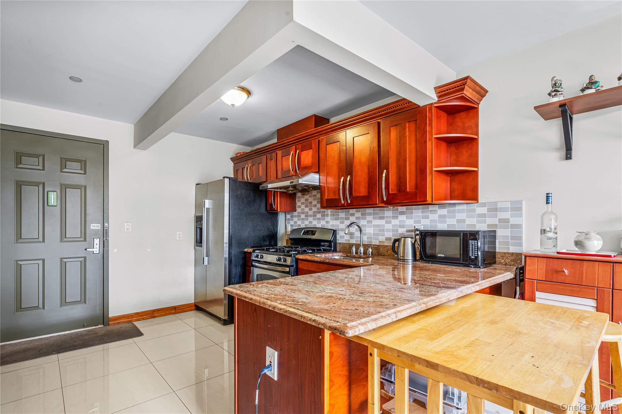 #7 photo, 3717 111th Street, কুইন্‌স Corona , NY 11368