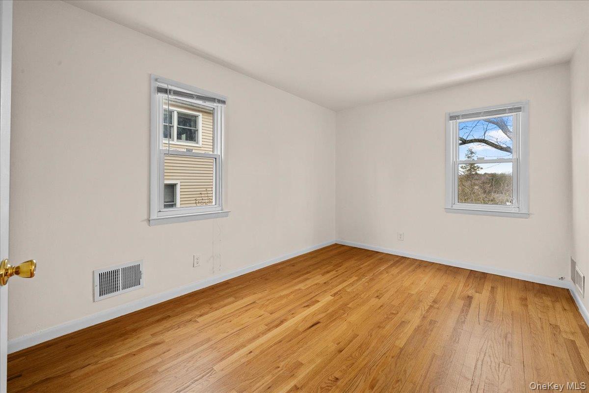 #14 photo, 73 Ewart Street, Scarsdale , NY 10583