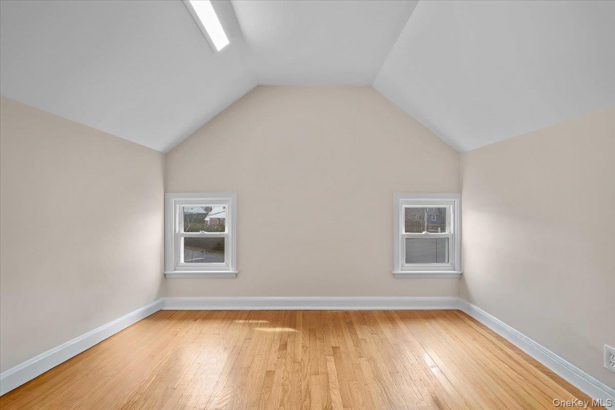 #16 photo, 10 Madison Road, Scarsdale , NY 10583