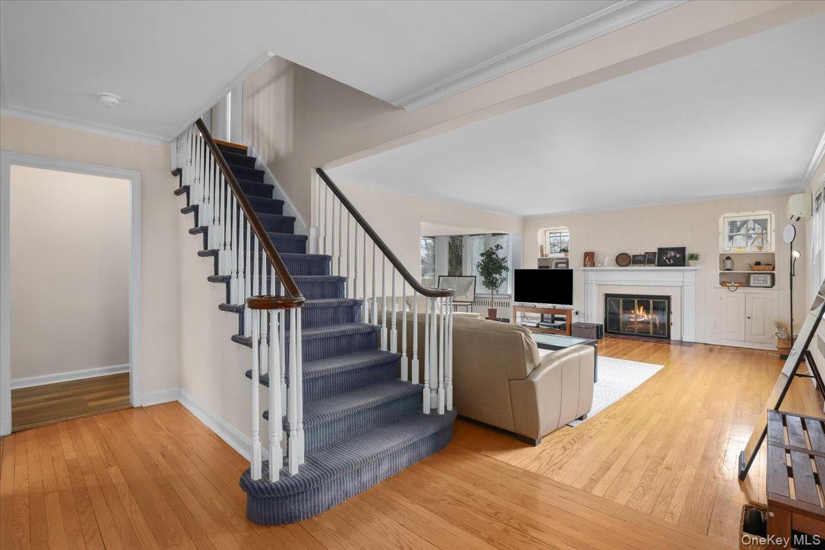 #2 photo, 10 Madison Road, Scarsdale , NY 10583