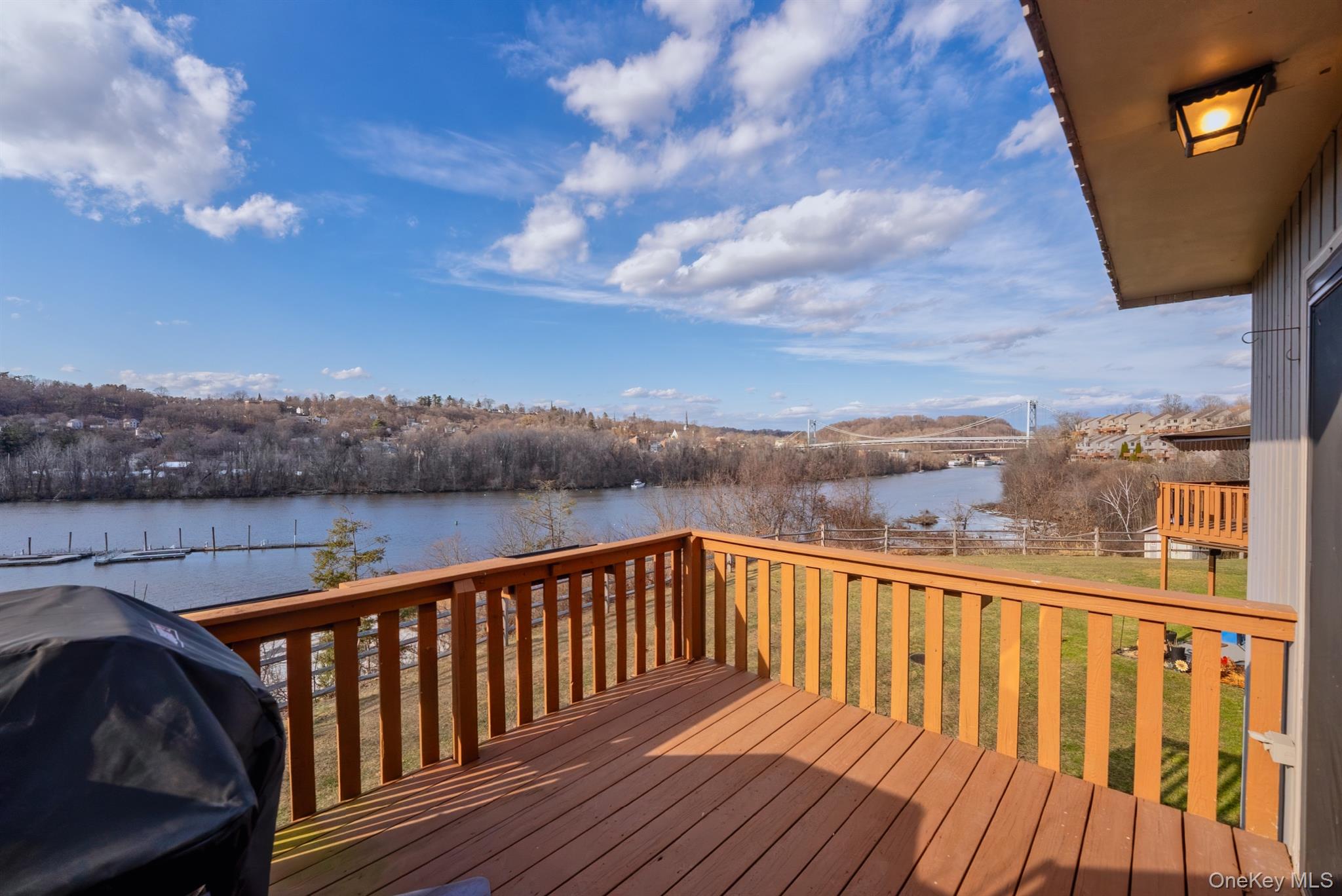 #18 photo, 10 Rondout Harbor, Port Ewen , NY 12466