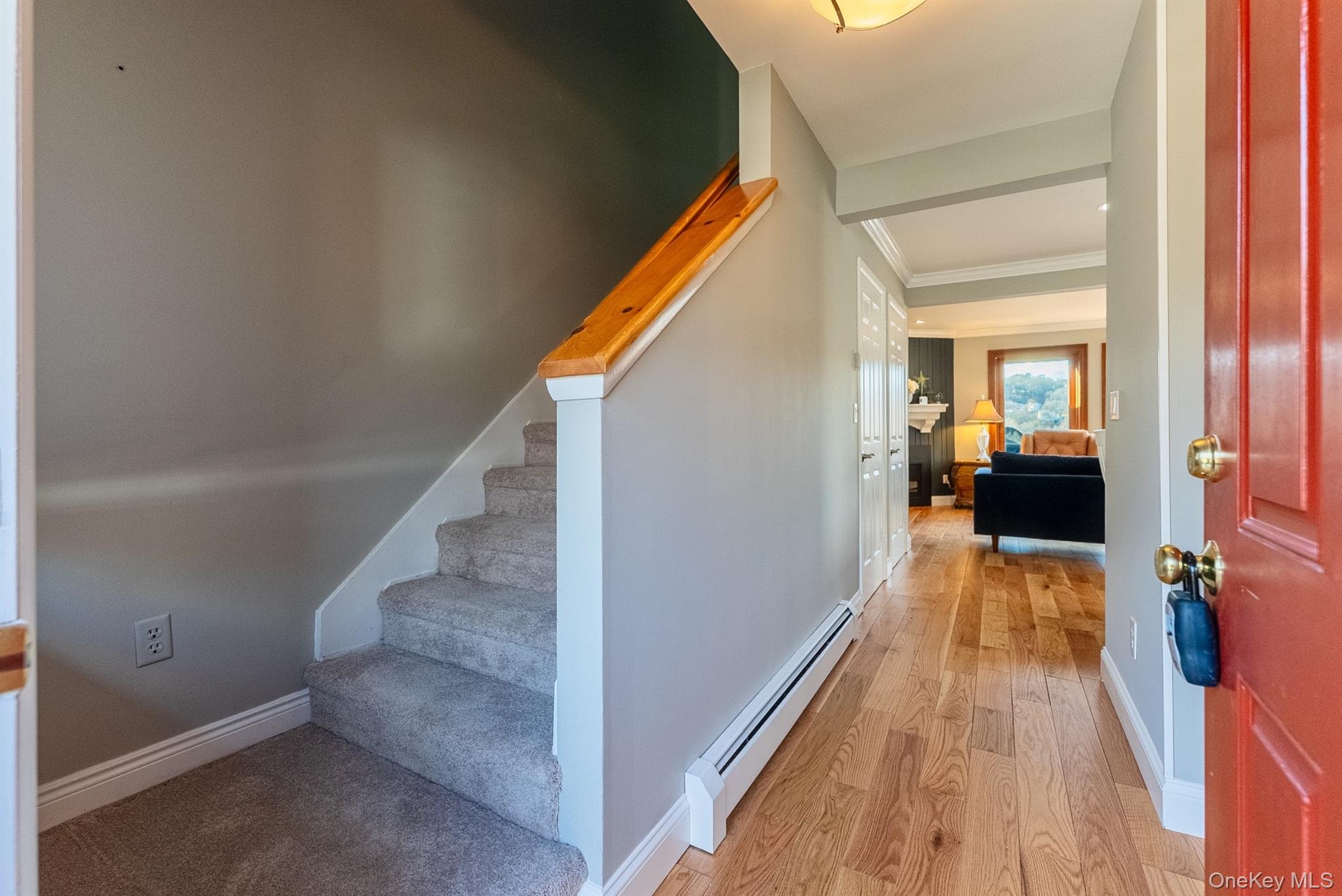 #2 photo, 10 Rondout Harbor, Port Ewen , NY 12466