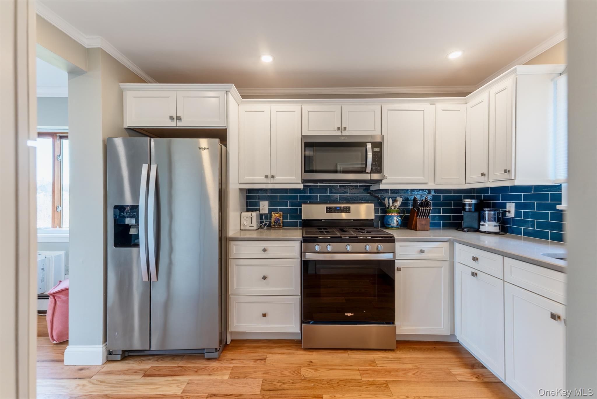 #7 photo, 10 Rondout Harbor, Port Ewen , NY 12466