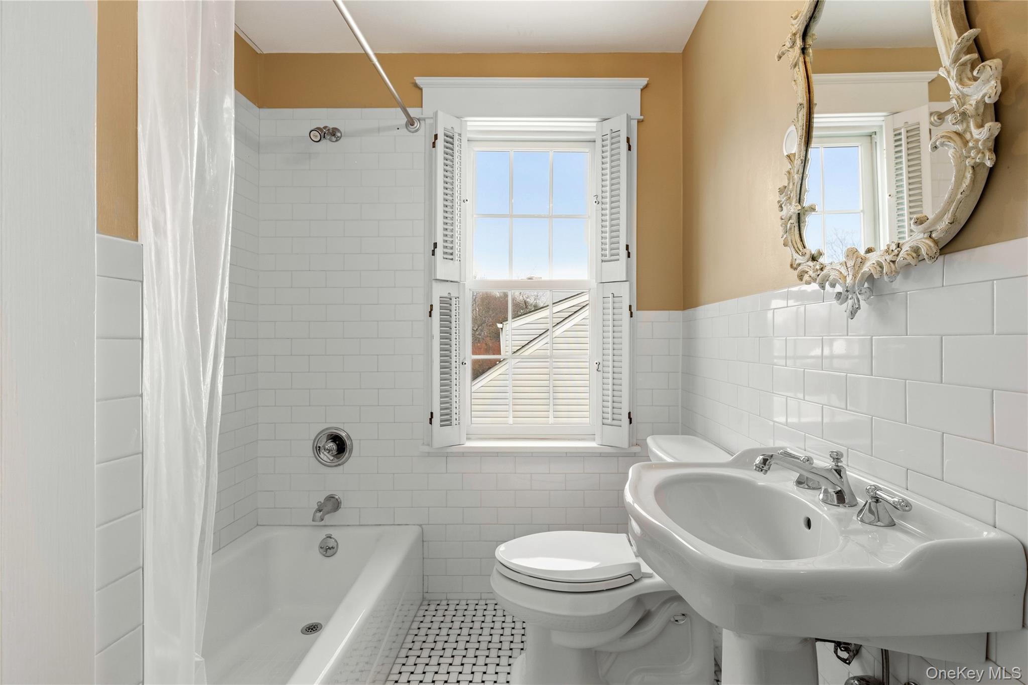 #18 photo, 47 Hillcrest Avenue, Larchmont , NY 10538