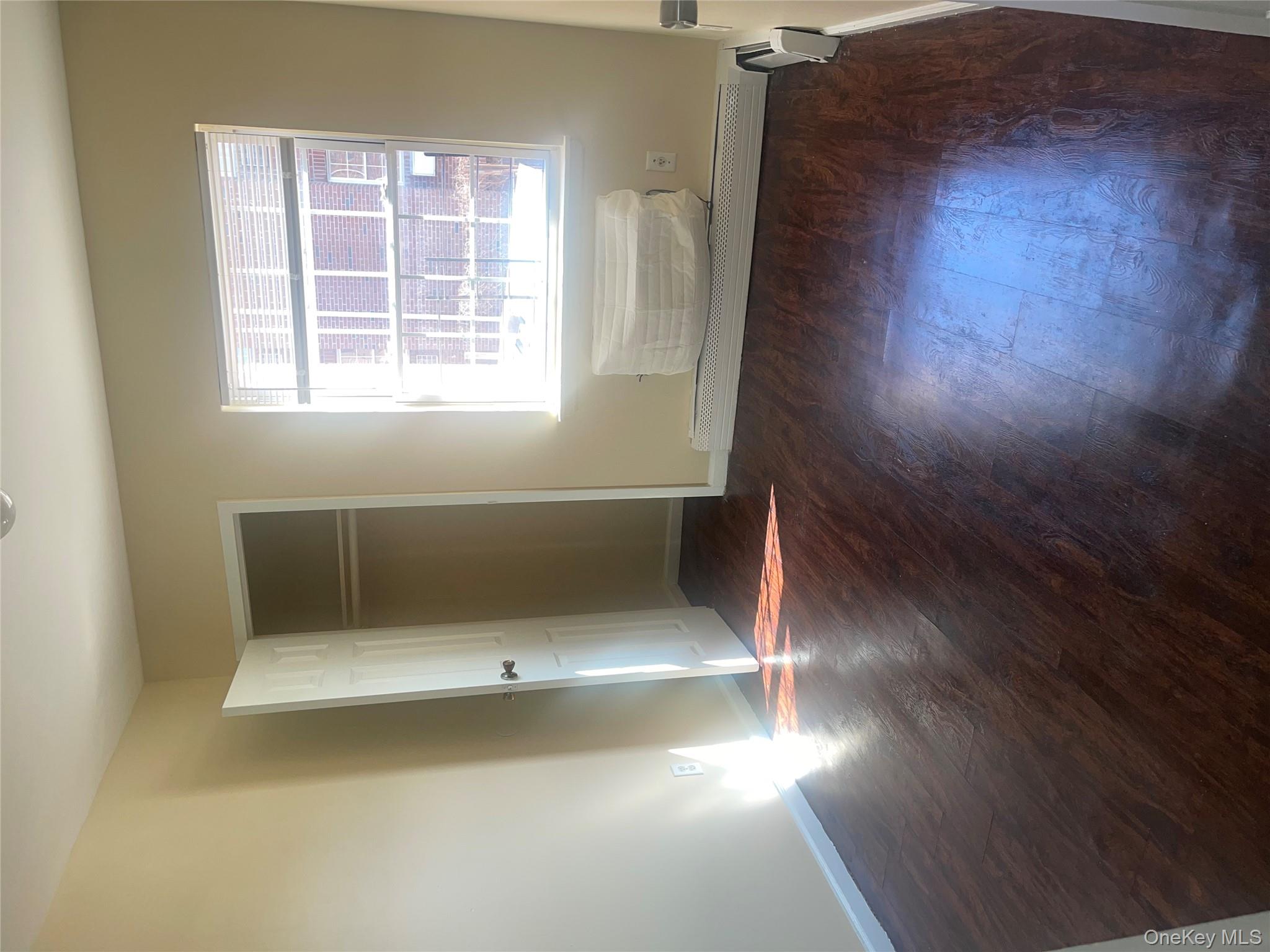 #11 photo, 405 Essex Street, ব্রুকলিন Brooklyn , NY 11208