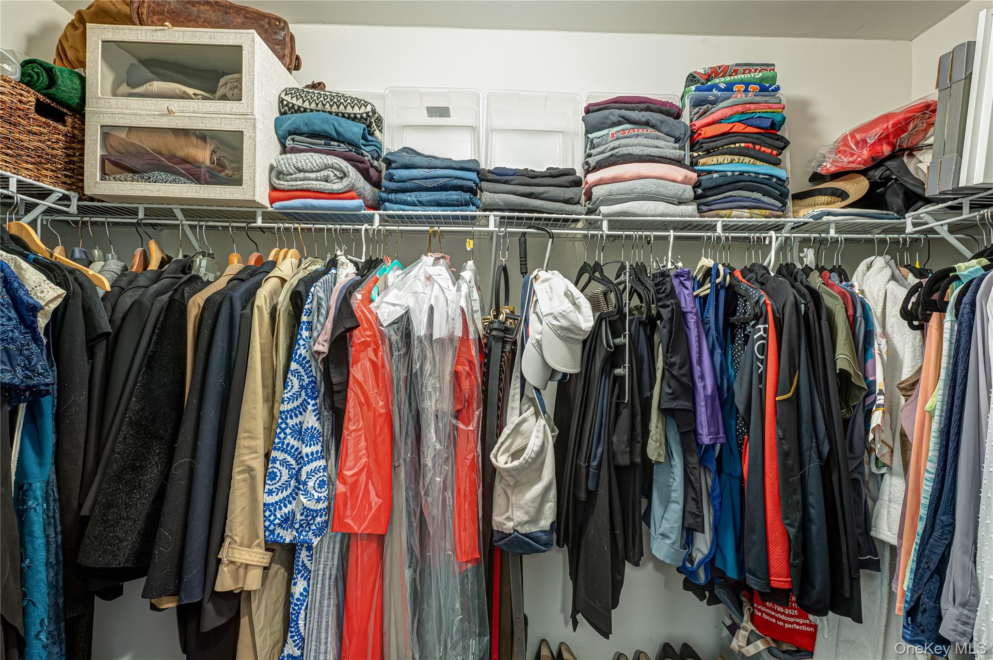 #20 photo, 456 Pine Acres Boulevard, সাফোক কাউন্টি Brightwaters , NY 11718