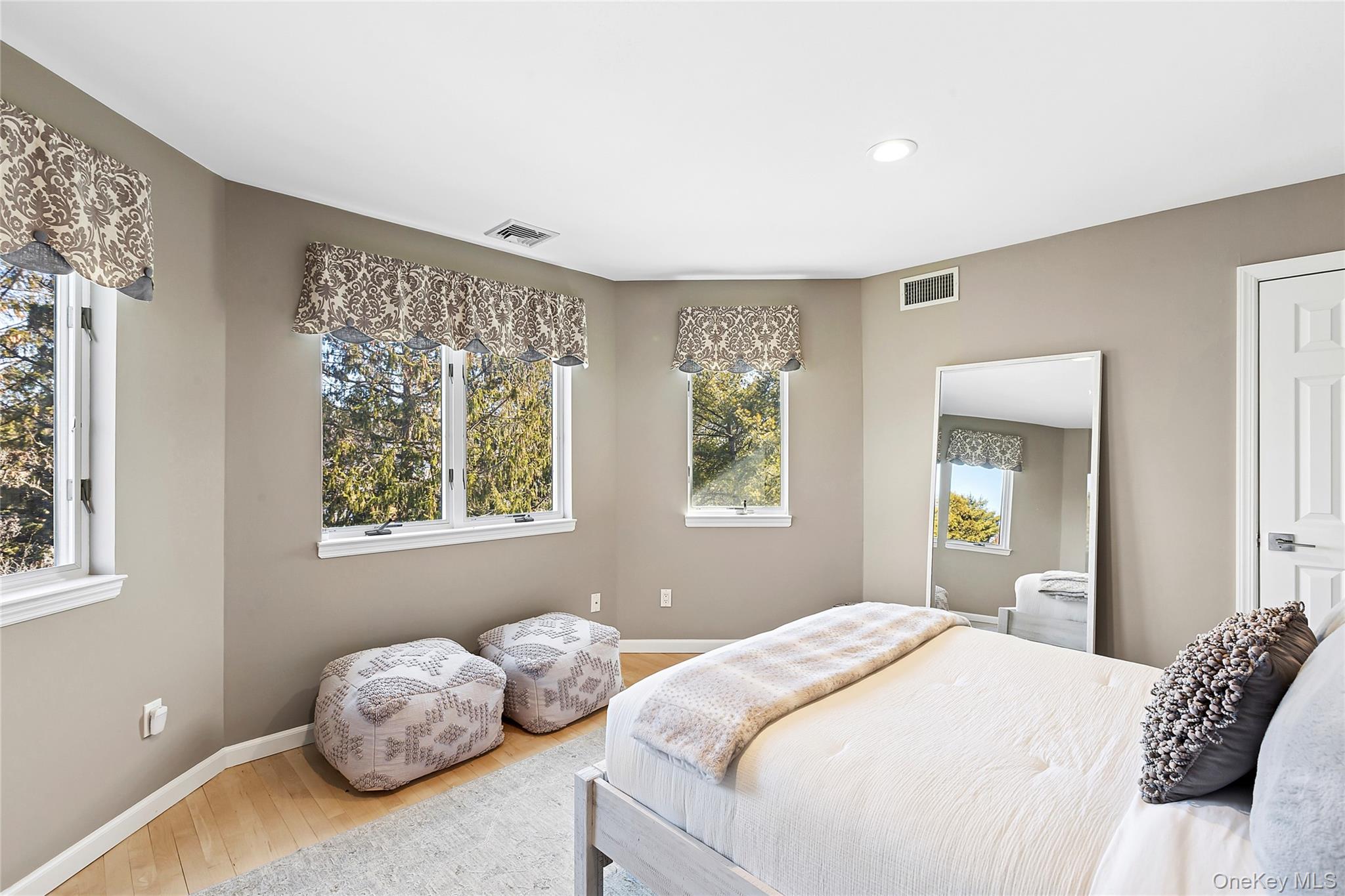 #8 photo, 4 Polo Grounds Lane, East Quogue , NY 11942