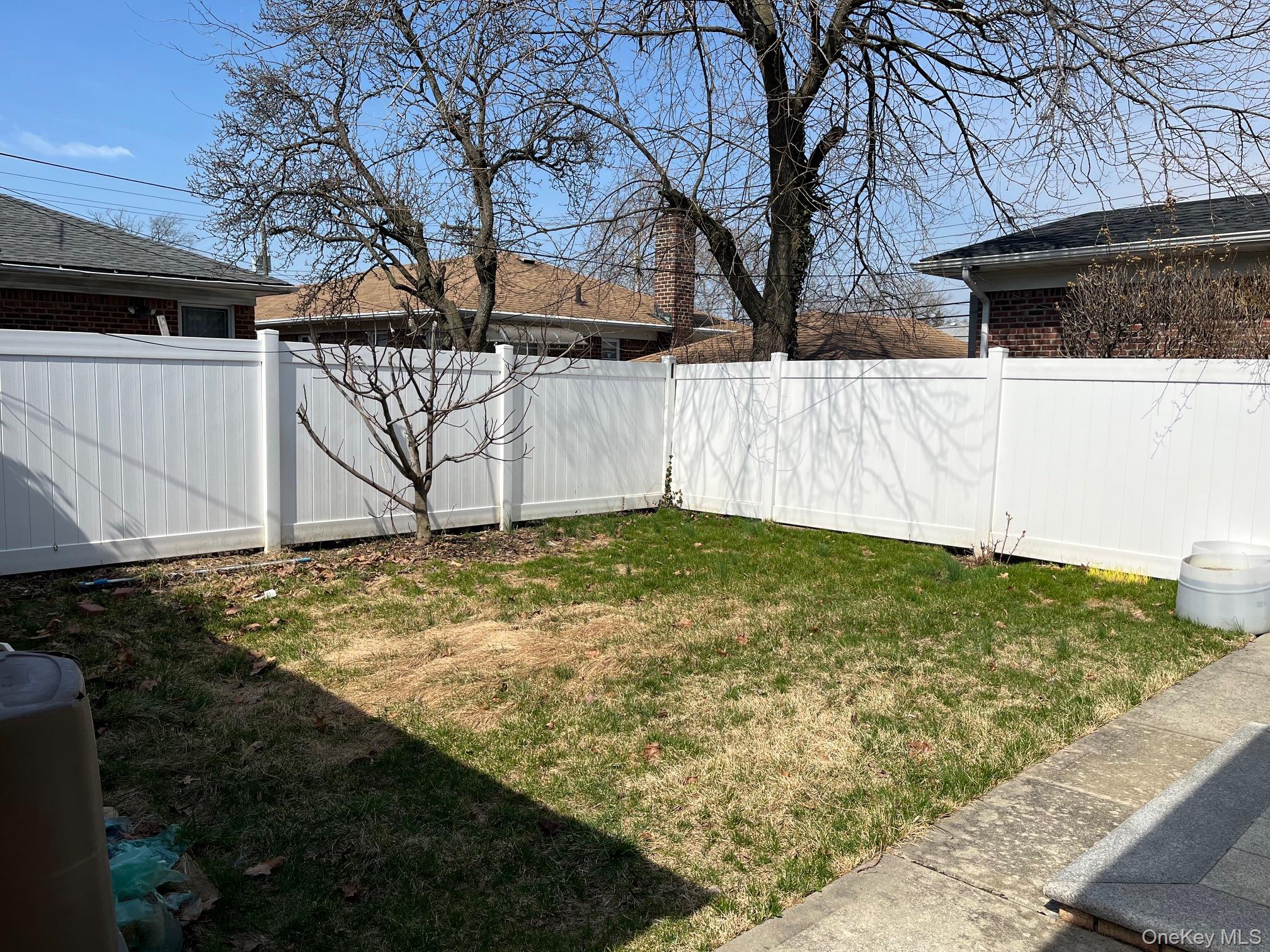 #20 photo, 70-10 172nd Street, Fresh Meadows , NY 11365