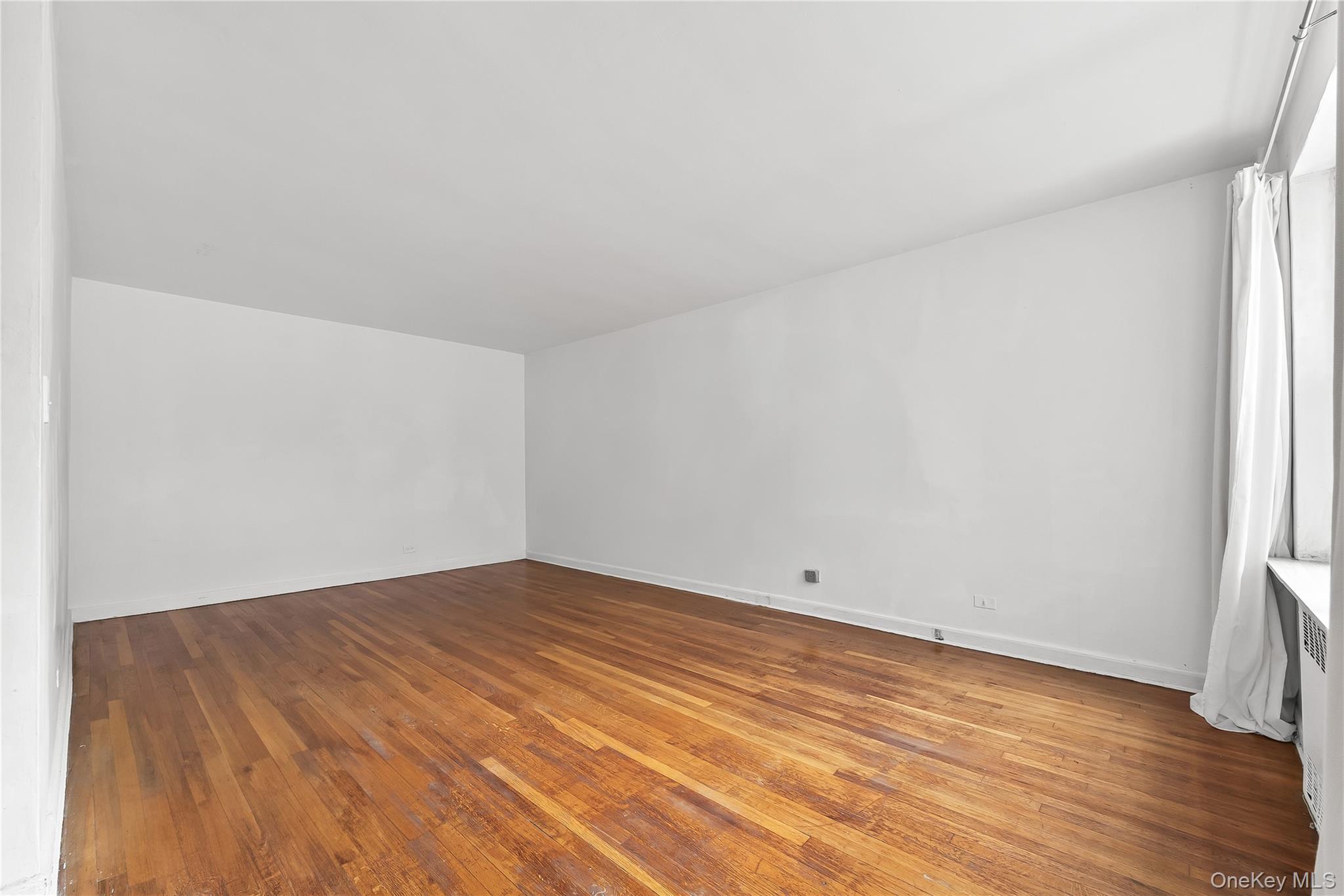 #3 photo, 147-25 38th Ave, كوينز Flushing , NY 11354