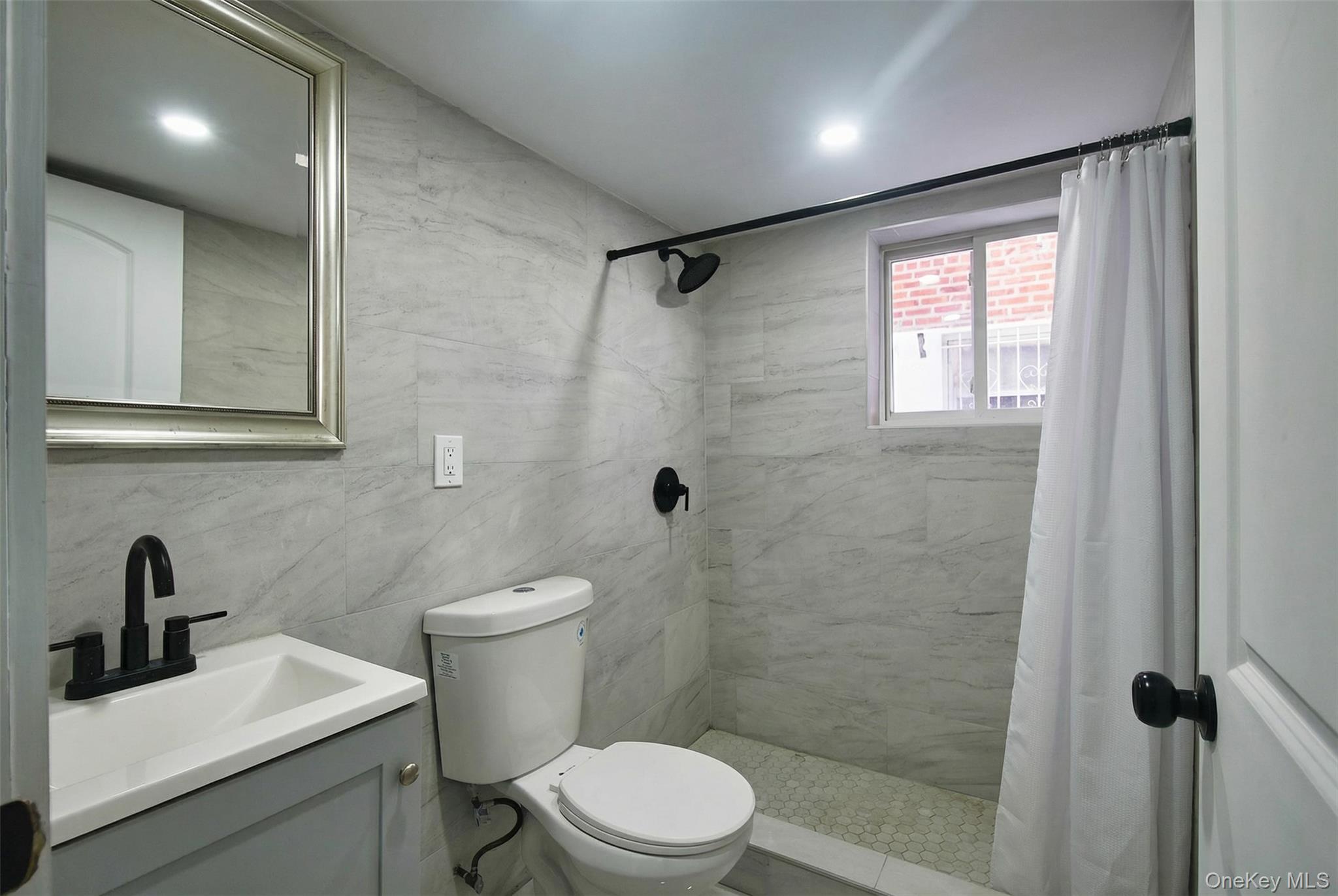 #16 photo, 837 E 49th Street, ব্রুকলিন Brooklyn , NY 11203