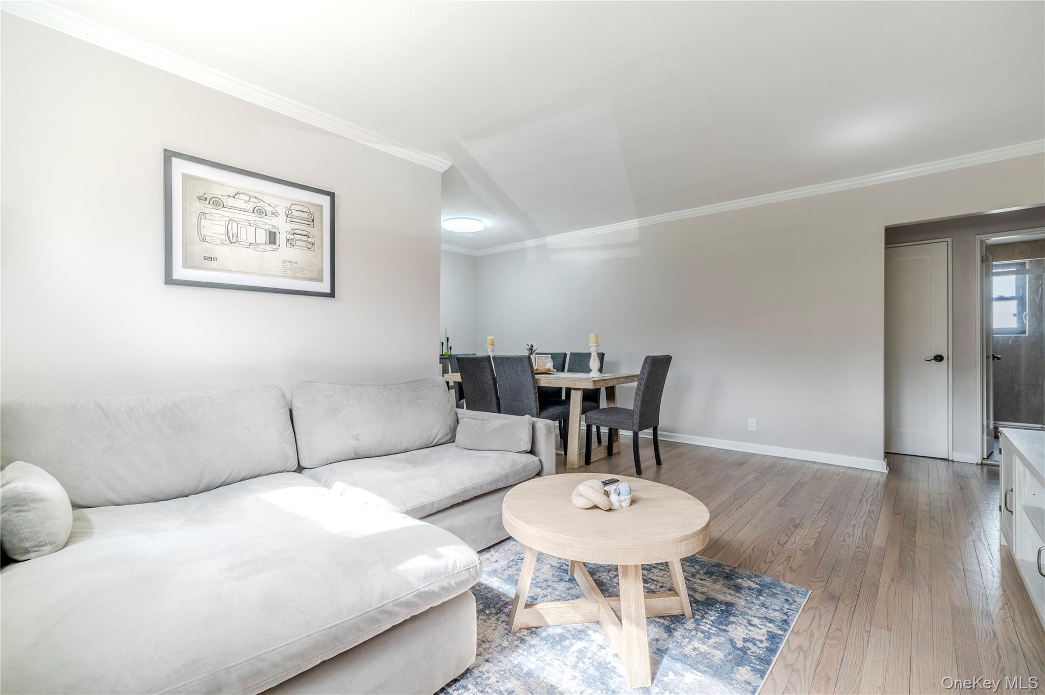 #2 photo, 57-69 246th Crescent, কুইন্‌স Douglaston , NY 11362