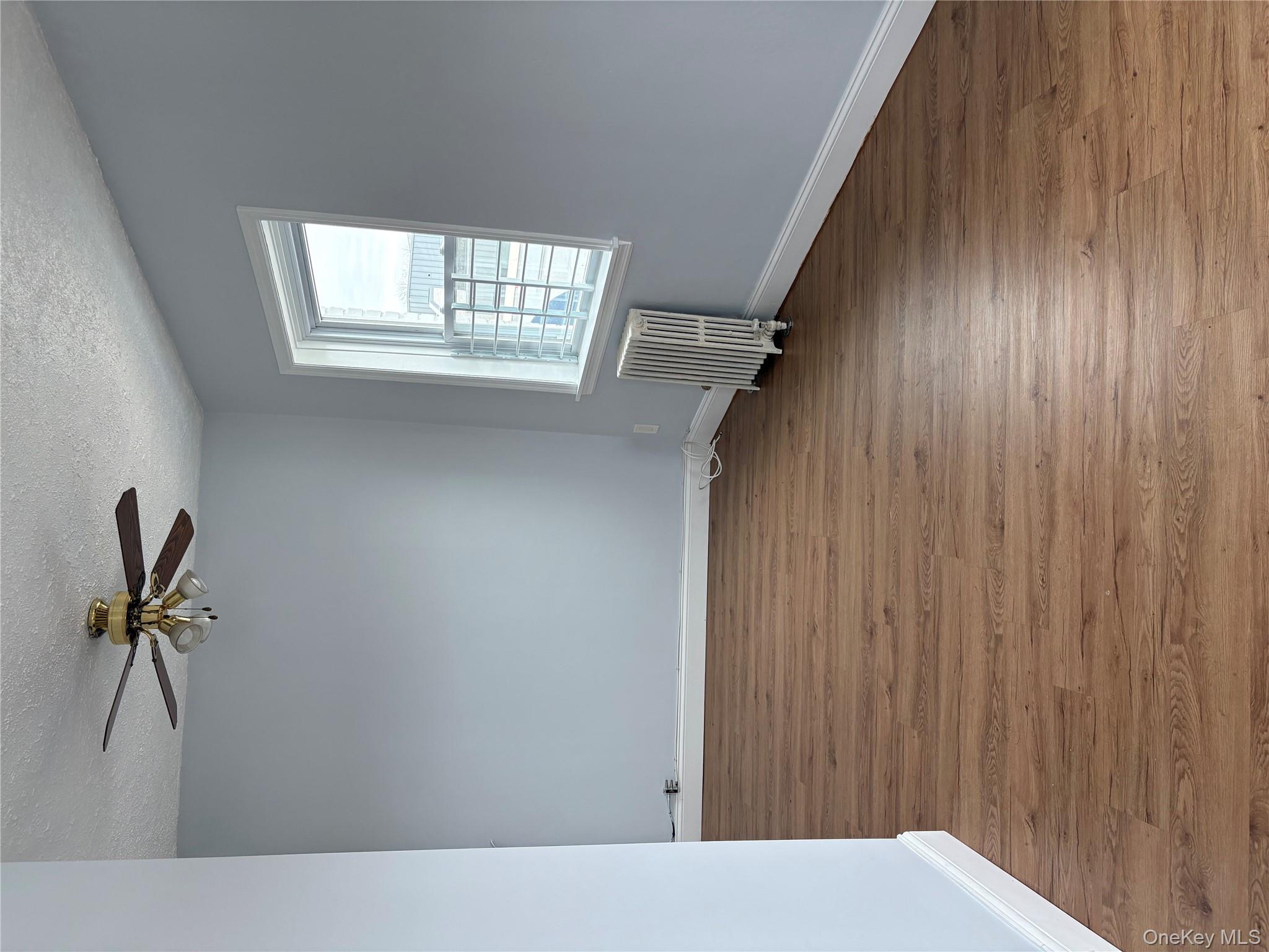 #1 photo, 270-01 Hillside Avenue, কুইন্‌স Floral Park , NY 11004