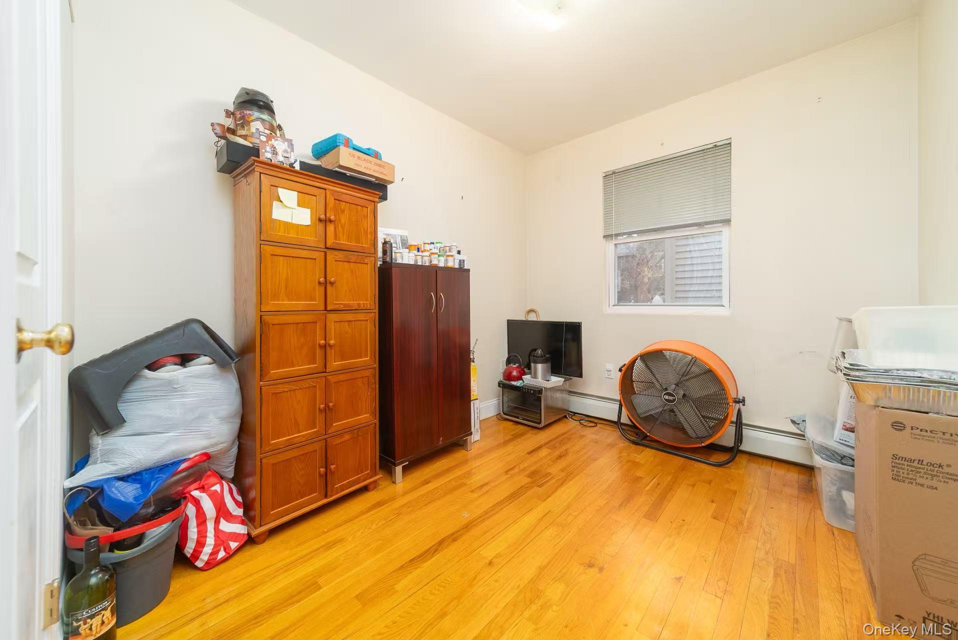 #7 photo, 1423 116th Street, কুইন্‌স College Point , NY 11356