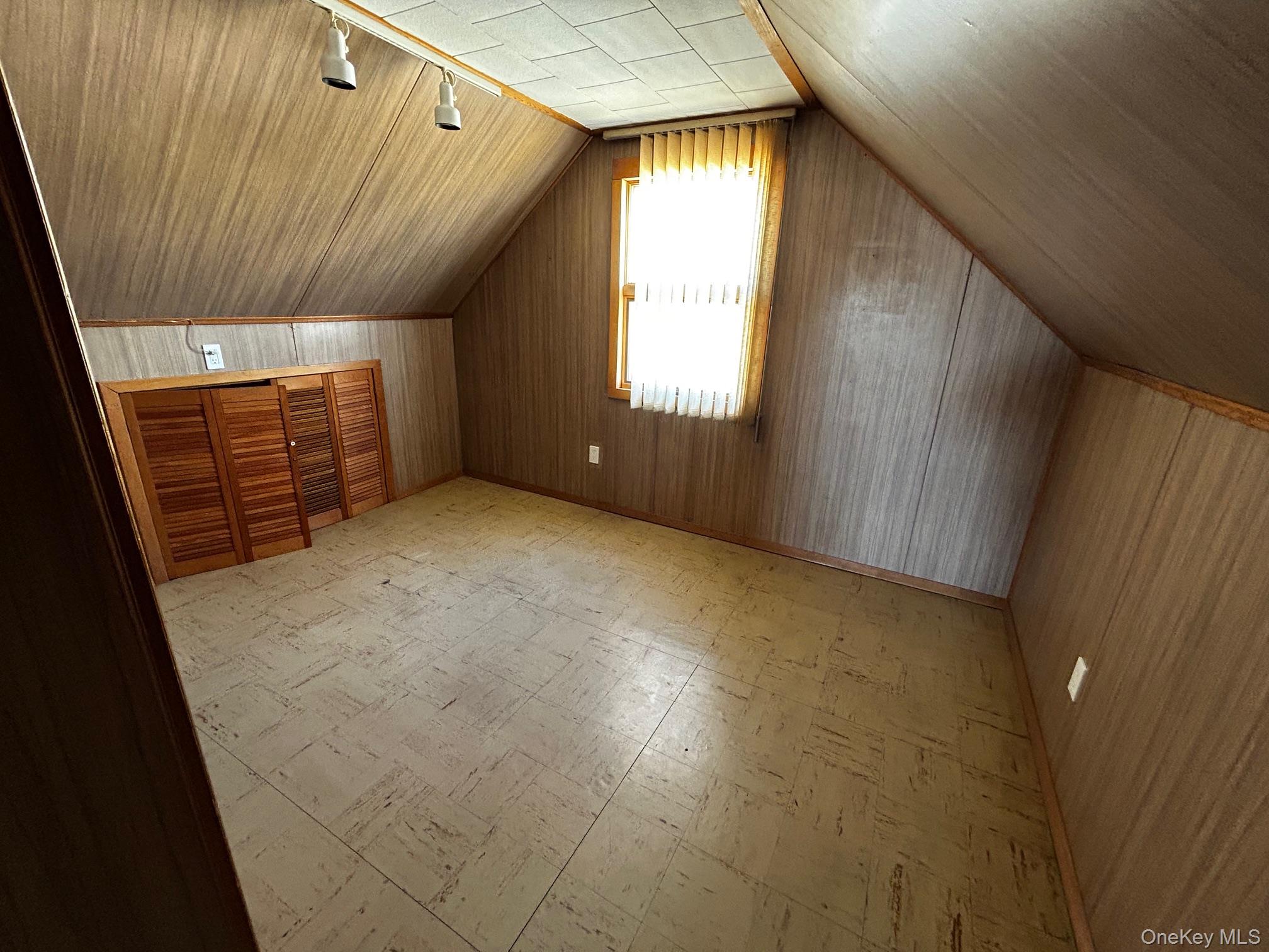 #10 photo, 551 Emerson Street, নাসাউ কাউন্টি Uniondale , NY 11553