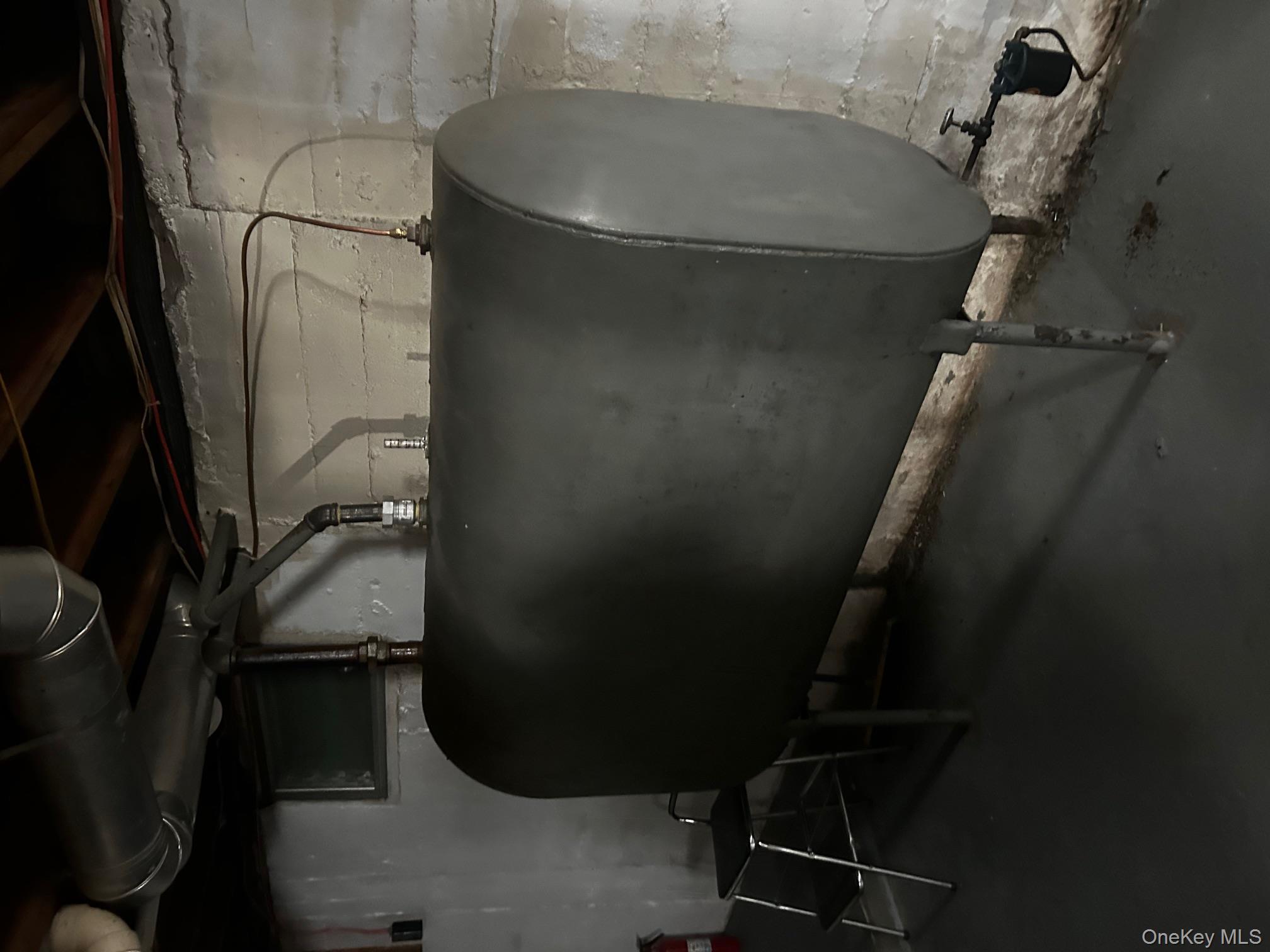 #15 photo, 551 Emerson Street, নাসাউ কাউন্টি Uniondale , NY 11553