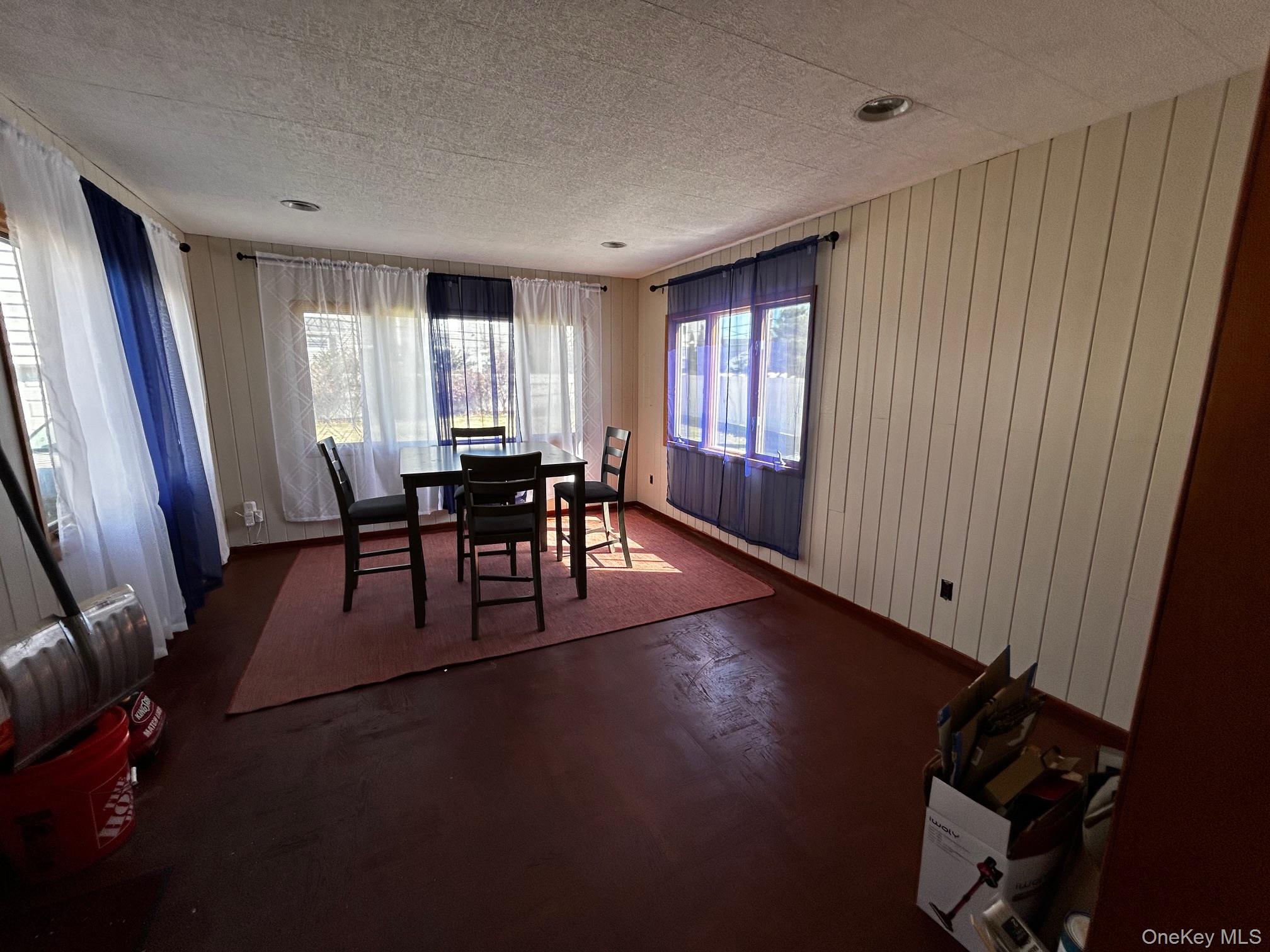 #7 photo, 551 Emerson Street, নাসাউ কাউন্টি Uniondale , NY 11553